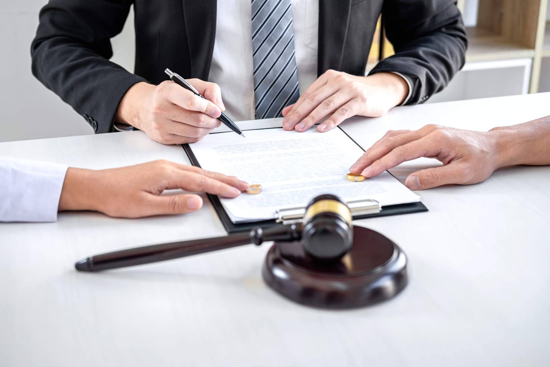 Asesoramiento jurídico con la firma de abogados Prestige Asociados