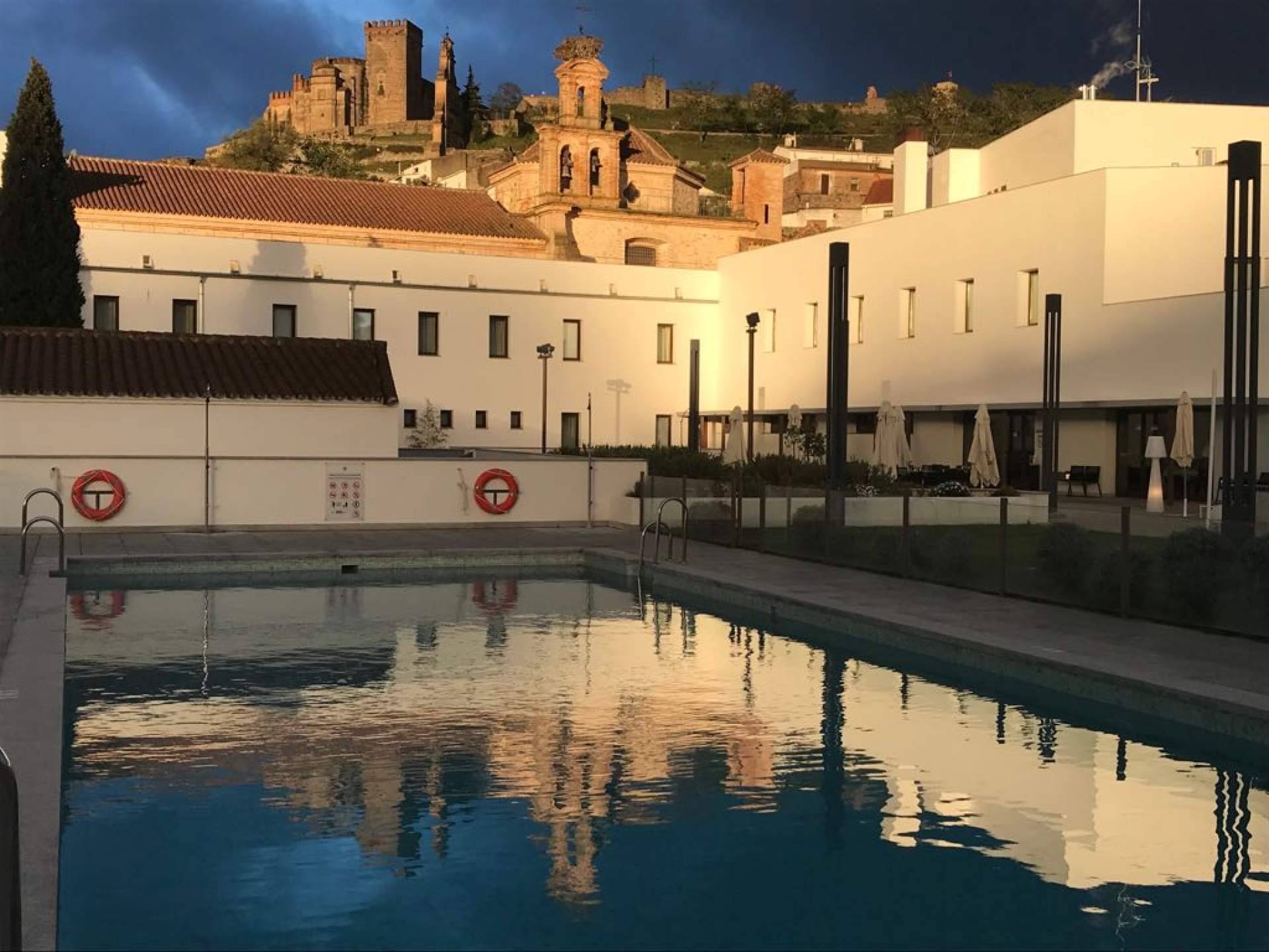 Sevilla y la Sierra de Huelva, los destinos de interior que son parada obligatoria estas vacaciones