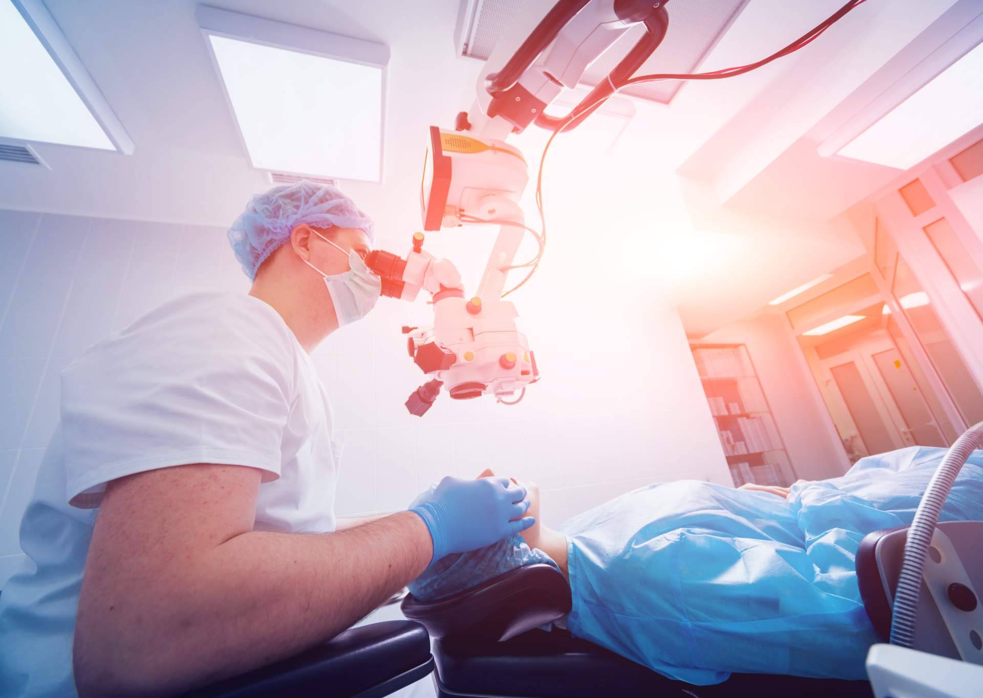 ¿En qué consiste la cirugía refractiva?
