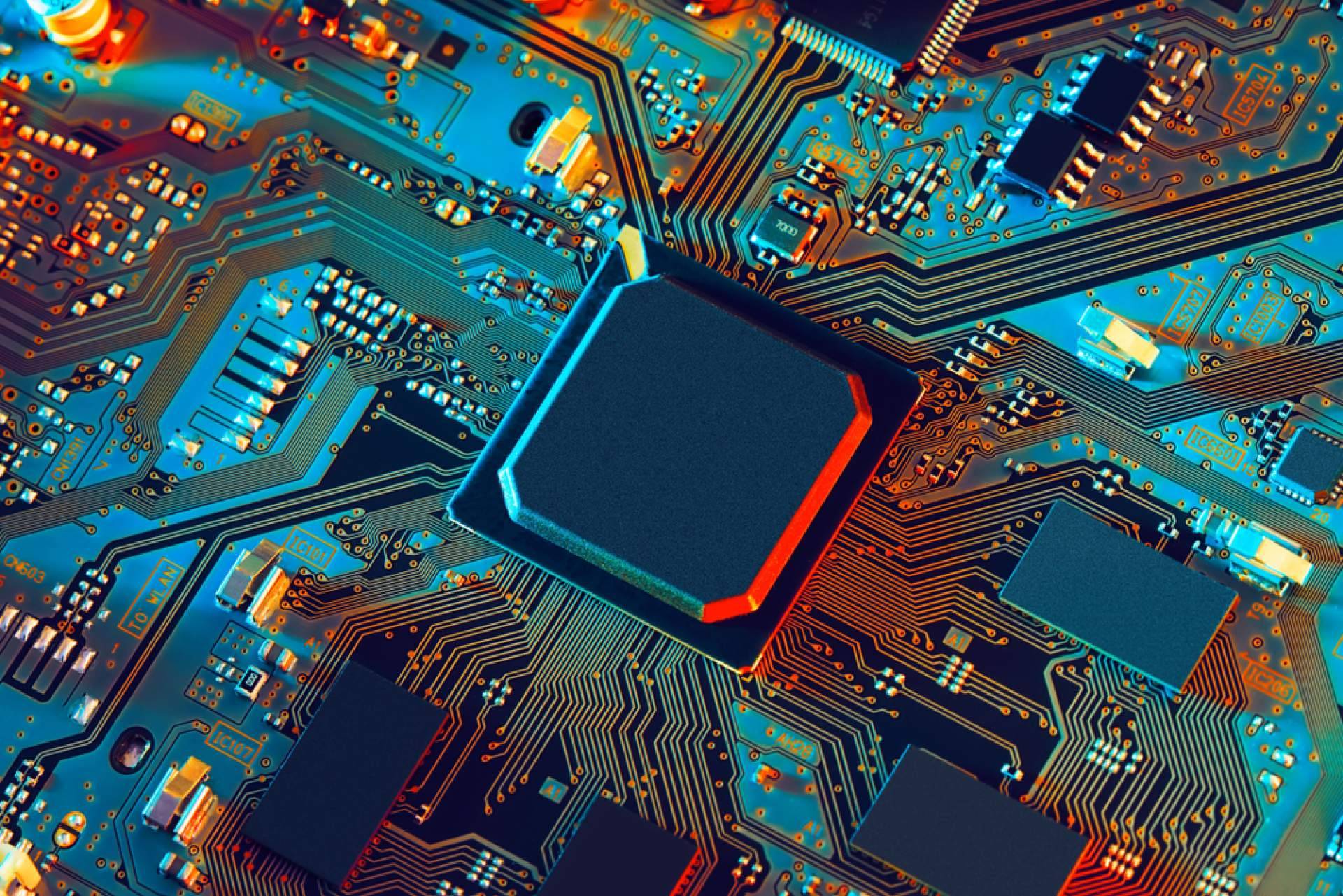 Apus Global permite reducir el impacto de la escasez de componentes