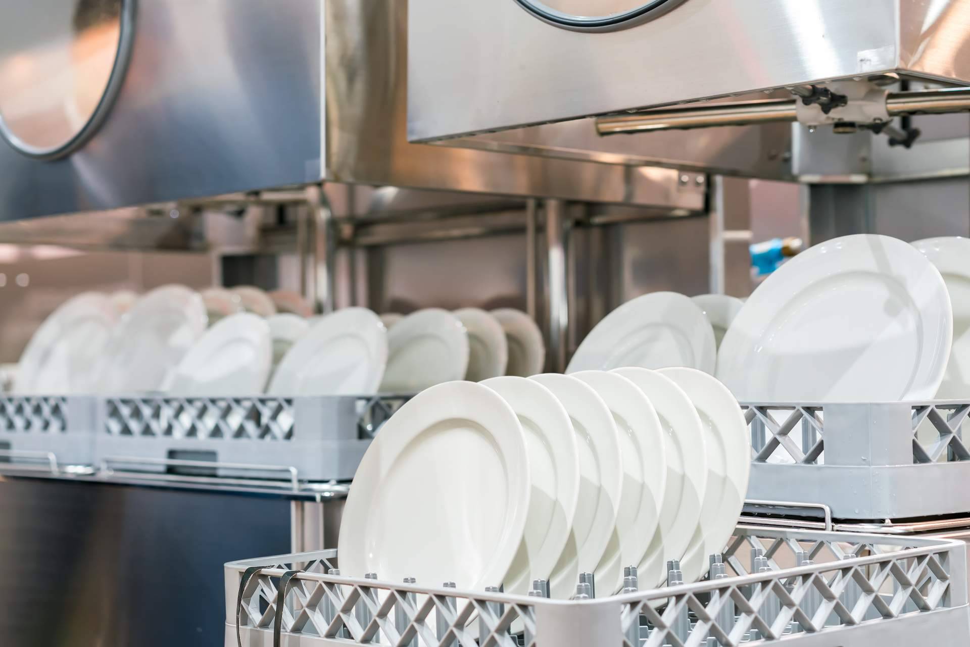 Lavavajillas industriales disponibles en Auxihostelería