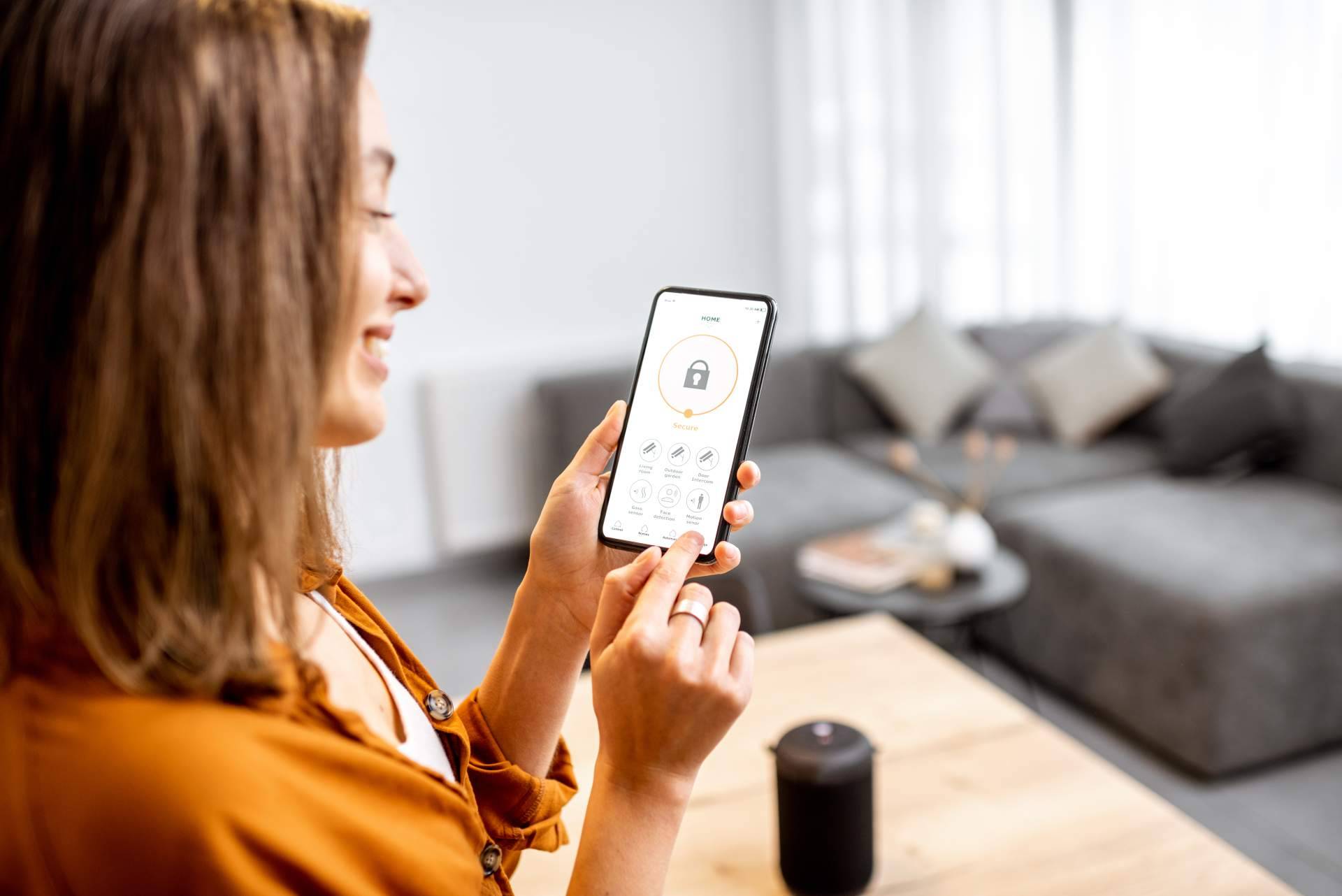 TheKey Host cuenta con Easy Lock, la cerradura electrónica de Baintex para crear un hogar inteligente