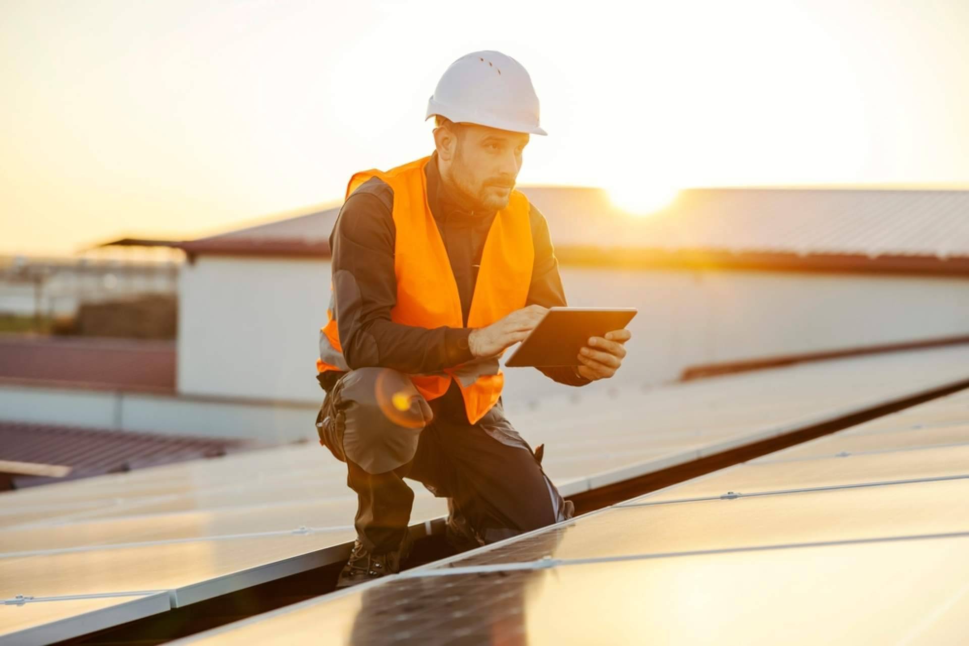 Financiación de proyectos fotovoltaicos, con Inver Finex