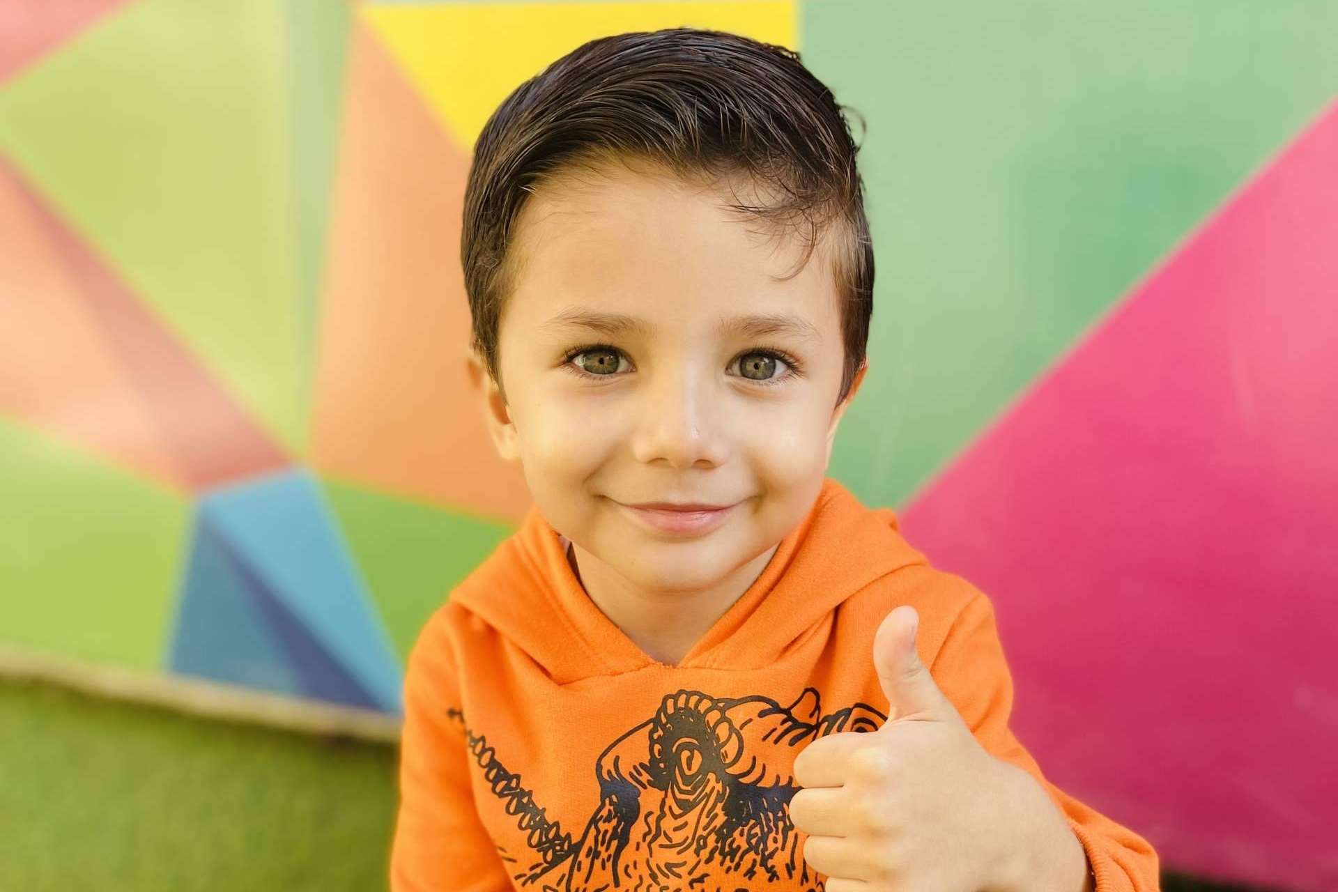 El colegio bilingüe de Minerva y Providencia, Thomas Alva Edison