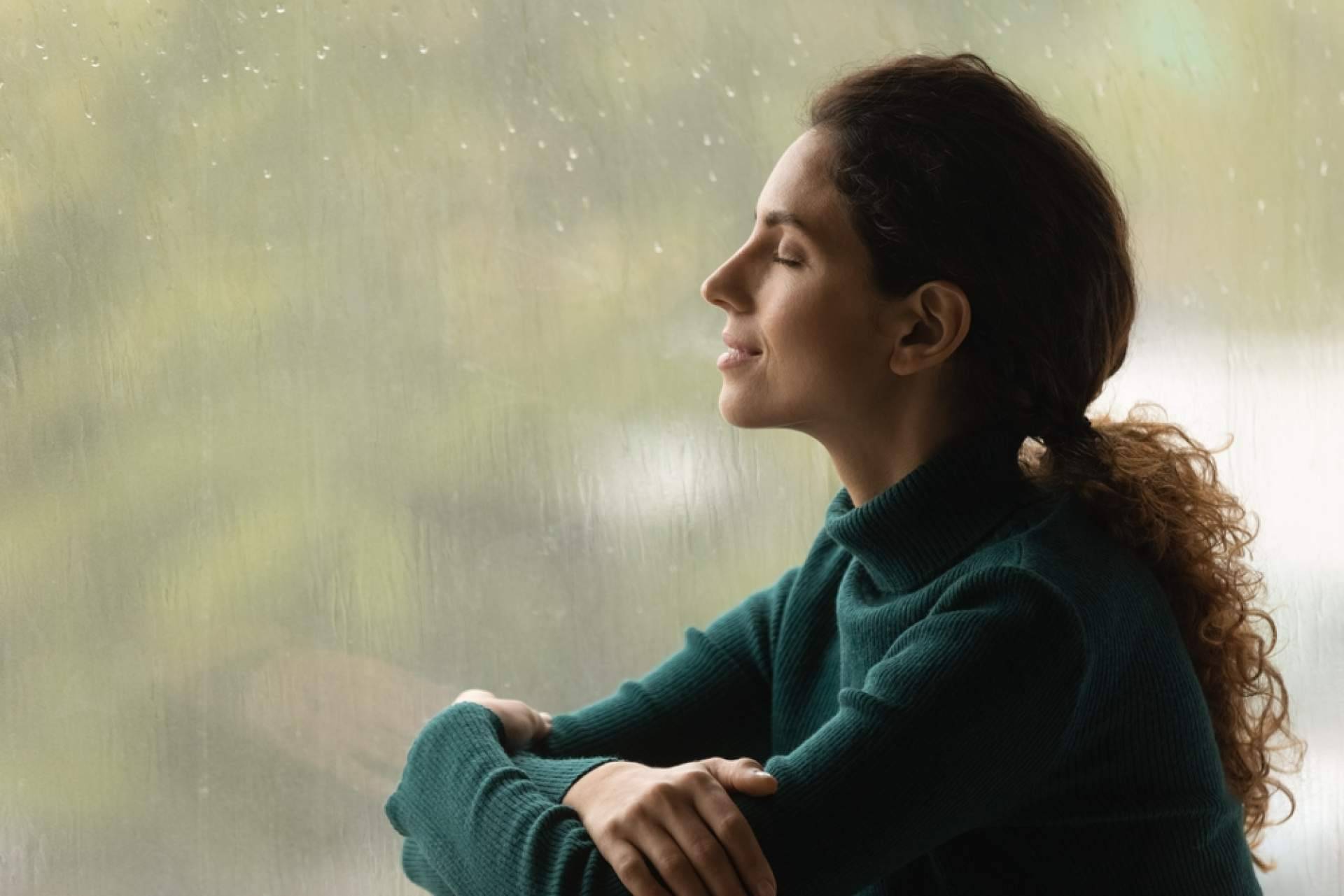 Acerca del nuevo curso de Mindfulness y Meditación para Principiantes de DeROSE Meditation Barcelona