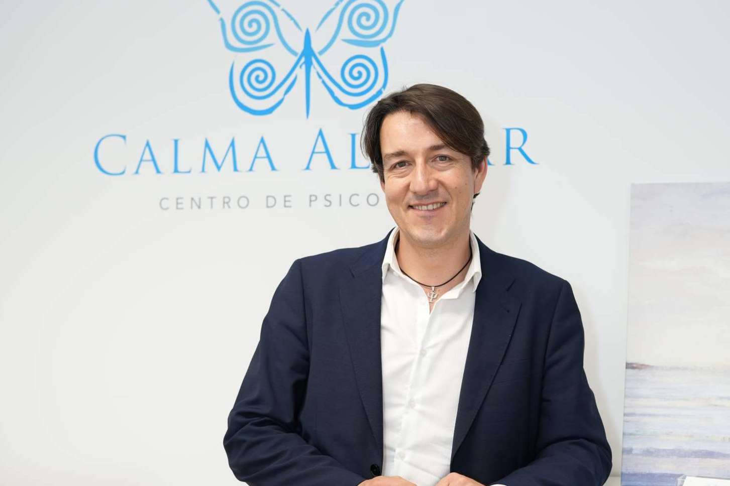 ¿Qué sucede si no se ofrece atención psicológica a una persona en riesgo de suicidio? Calma Al Mar lo explica