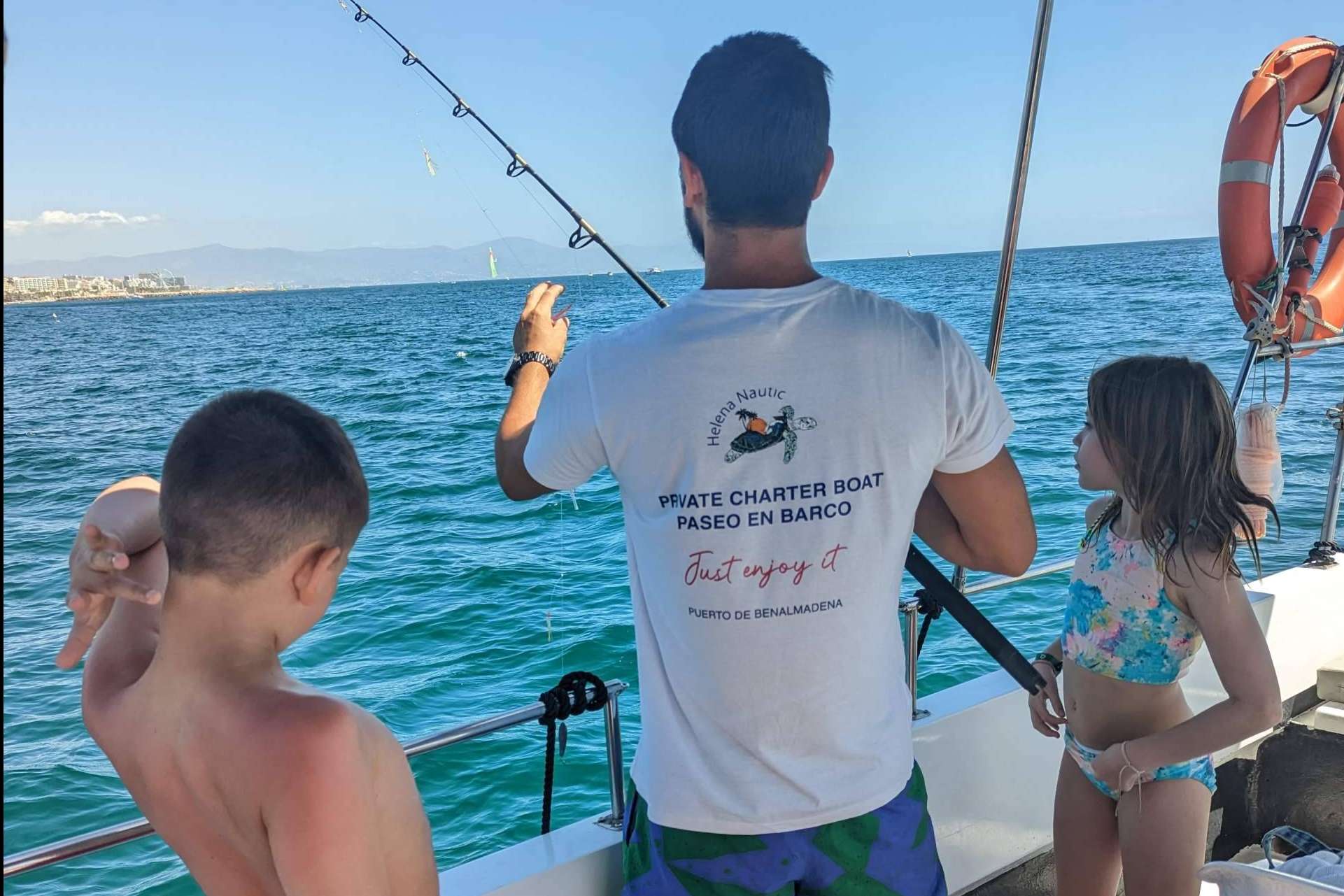 HelenaNautic y la pesca en Benalmádena