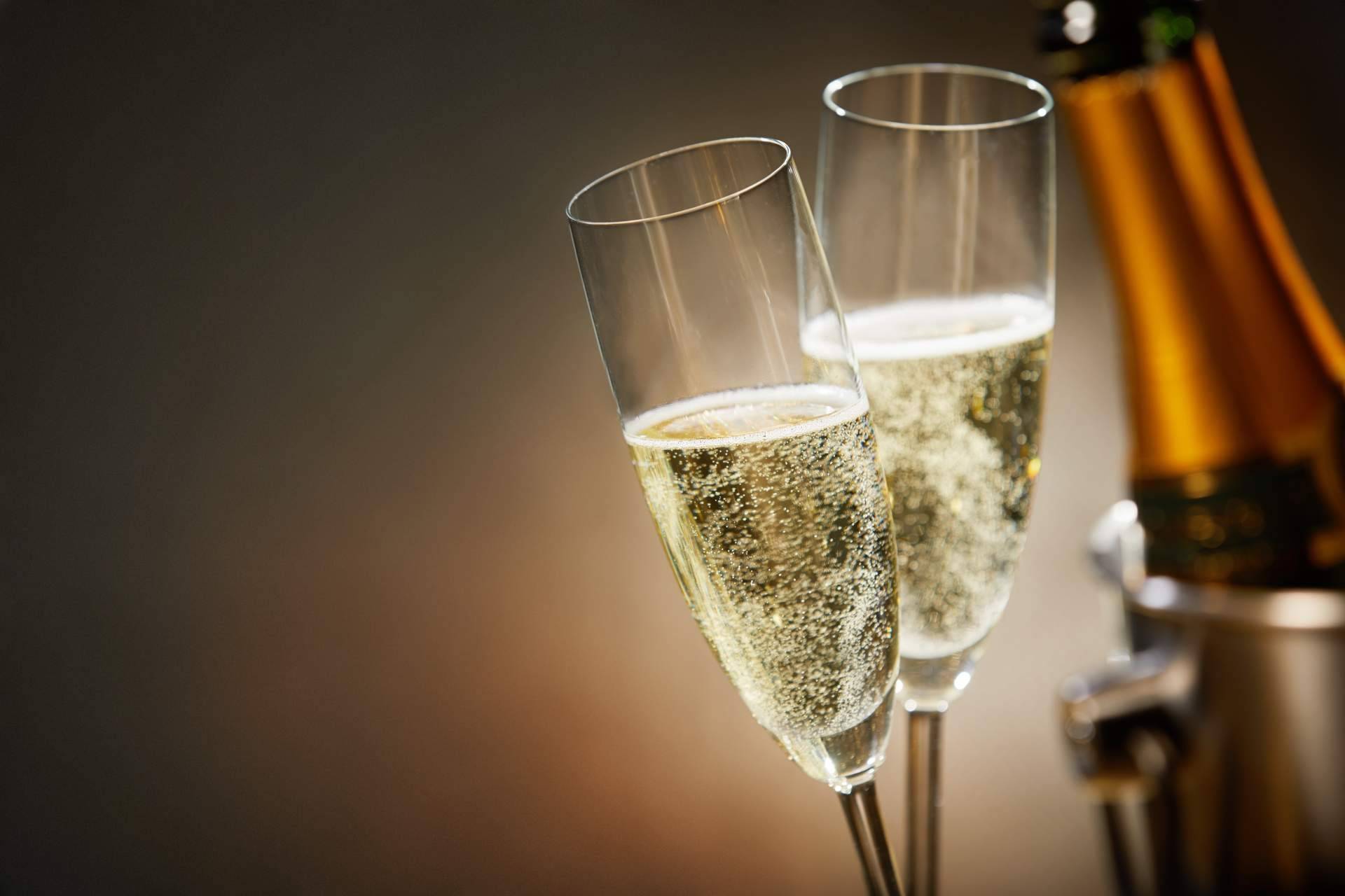 ¿Qué diferencias existen entre el champagne francés y el cava?, por La Tintorería Vinoteca