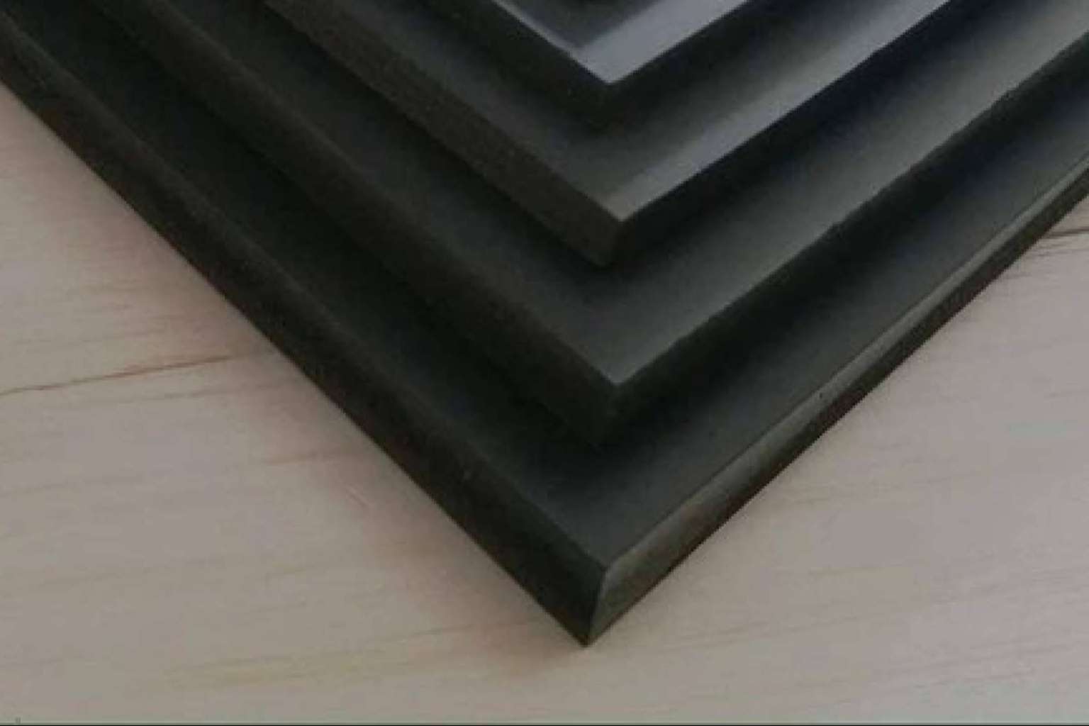 WoodAddicts y su extensa selección de láminas de PVC espumoso