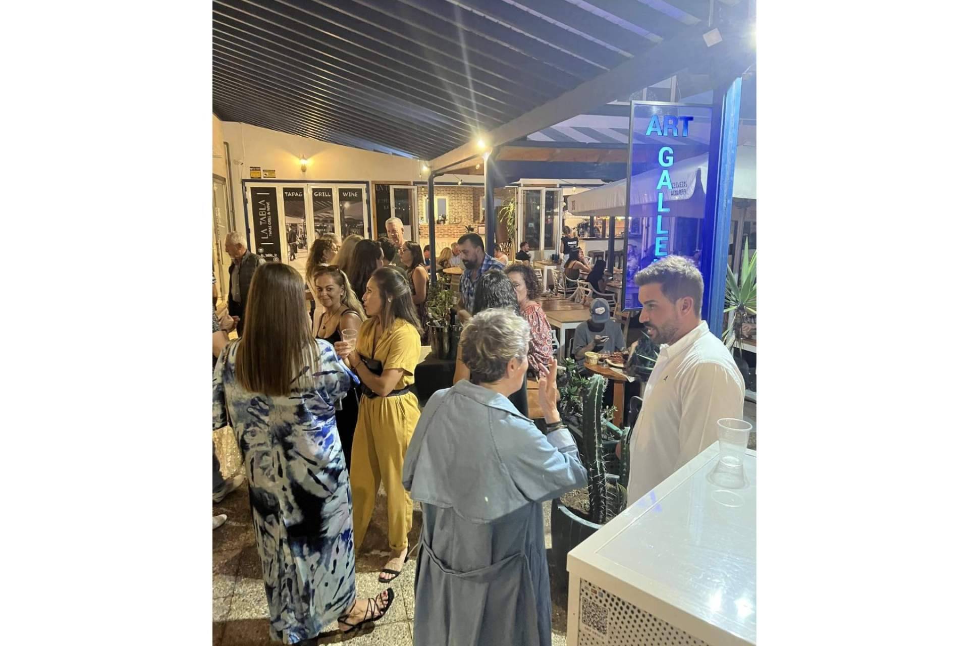 Todo sobre Lanzarote Art Gallery International Fine Art, una galería de arte en línea