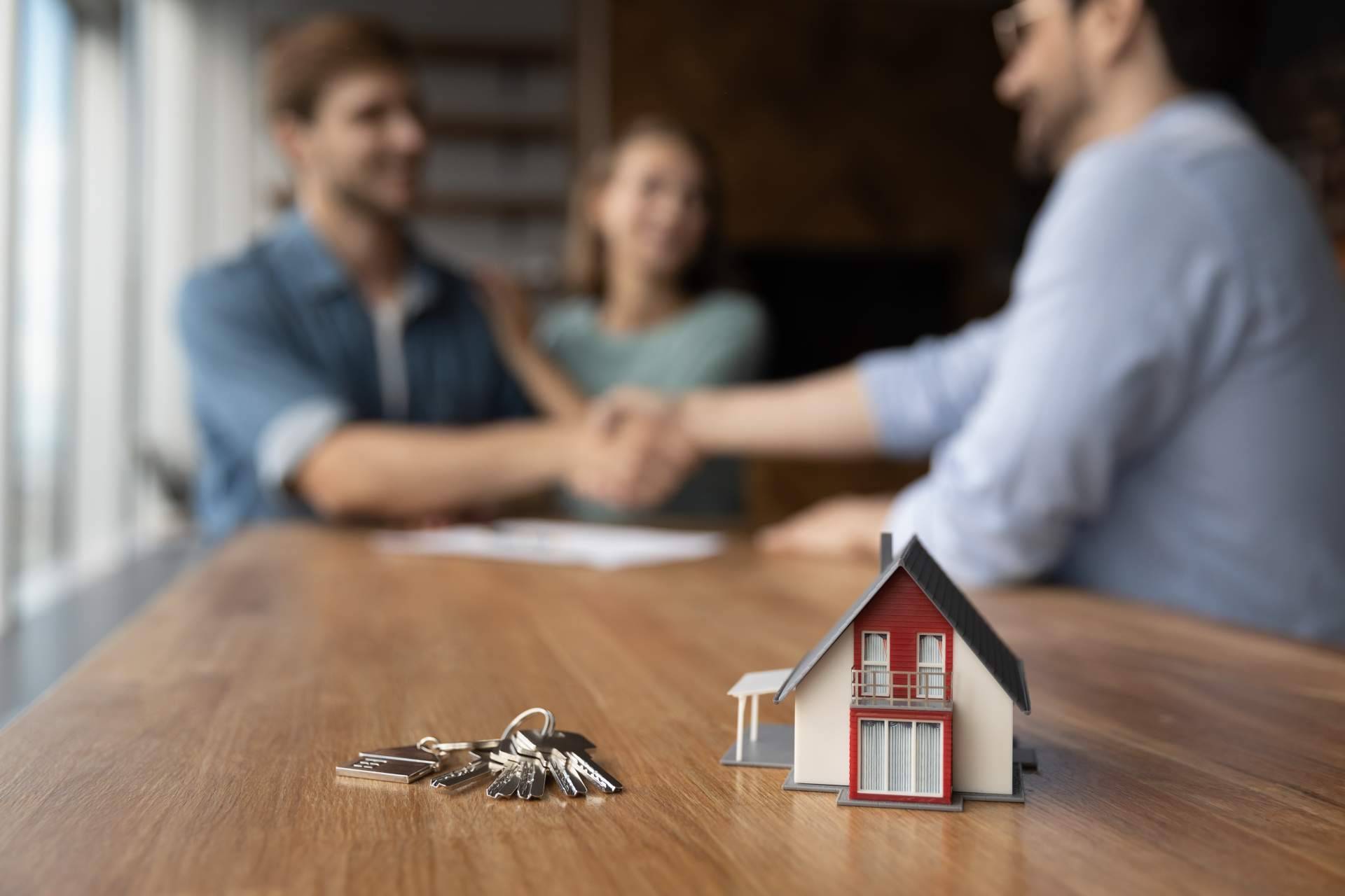 Asesoramiento para comprar casa en Benajarafe con D&A Inmobiliaria