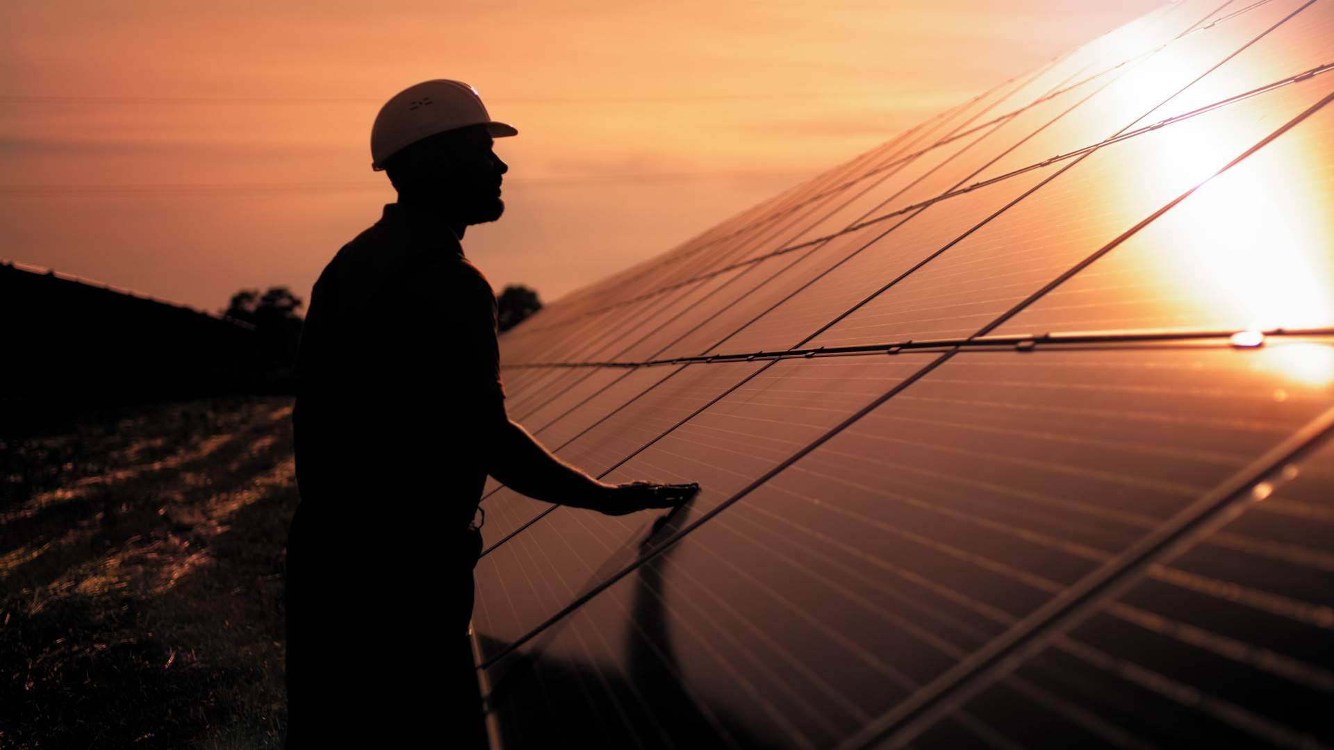 El rendimiento placas solares, de la mano de Multienergía Verde