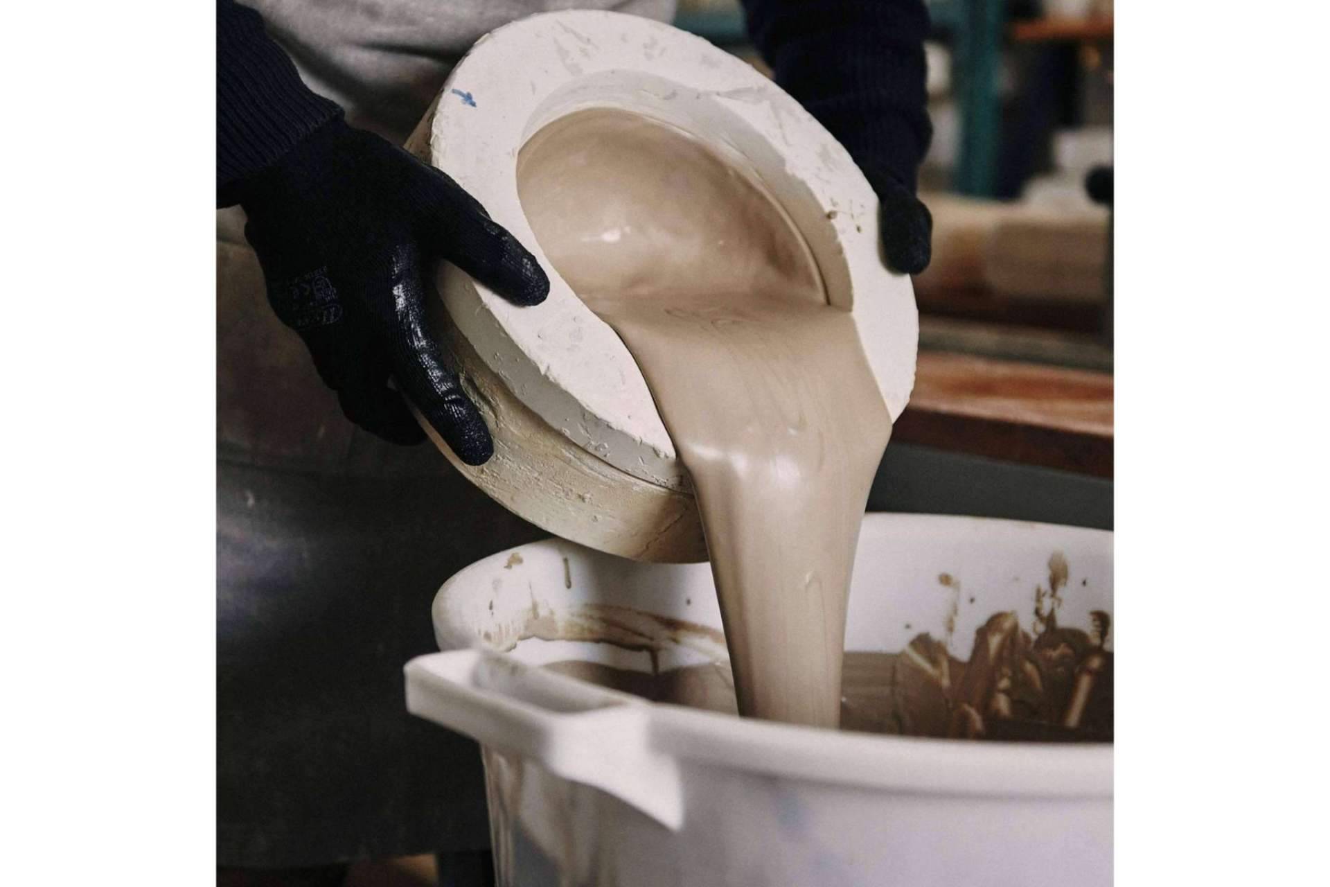 Sampere recalca la importancia de la cerámica artesanal en la gastronomía