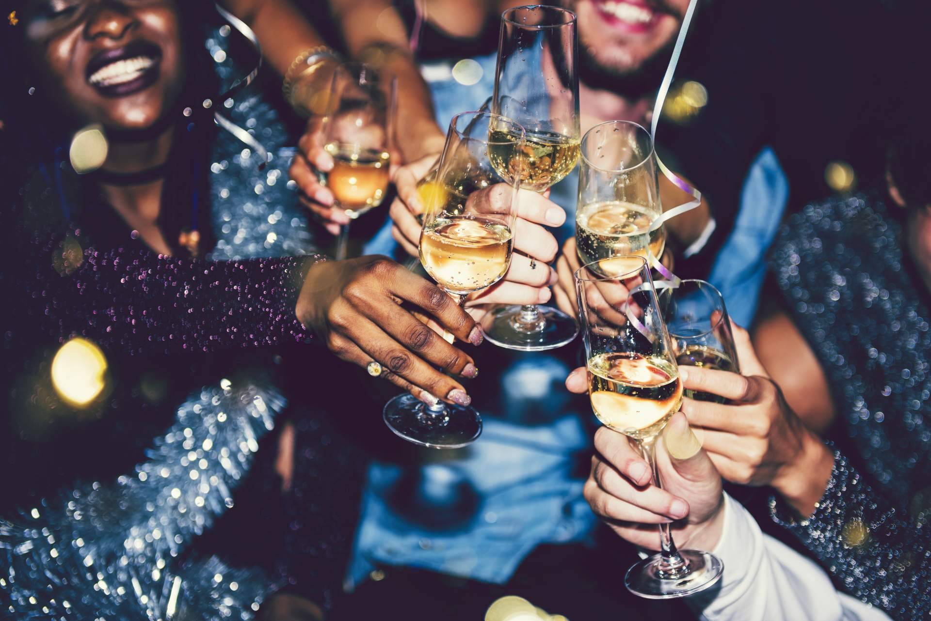 ¿Dónde encontrar una empresa dedicada a la organización y venta de eventos de año nuevo? Offerte Capodanno Roma