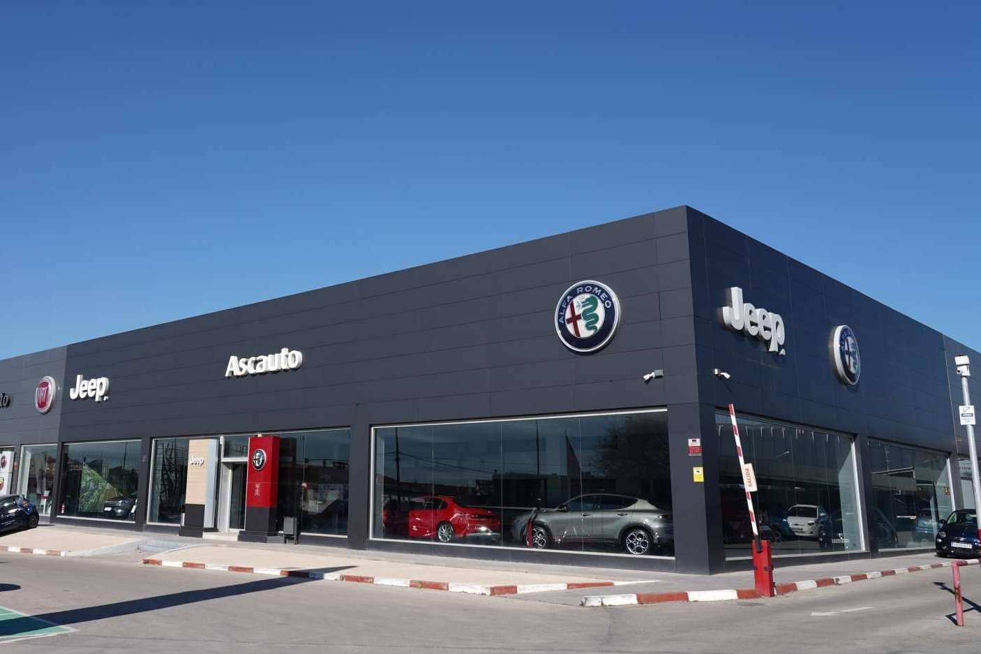 Ascauto amplía su gama de vehículos premium con la marca DS