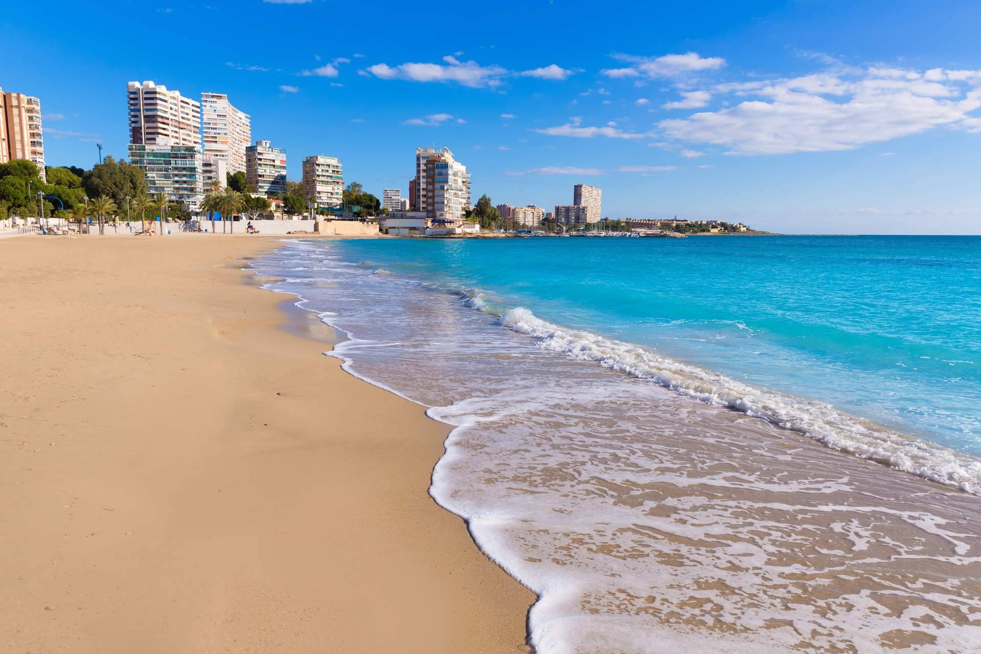 Pisos en playa San Juan Alicante, de la mano de Home Target