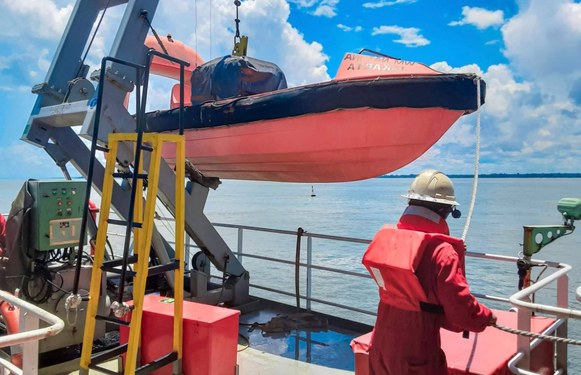 Adquirir un equipo eléctrico náutico para barcos con Forboat