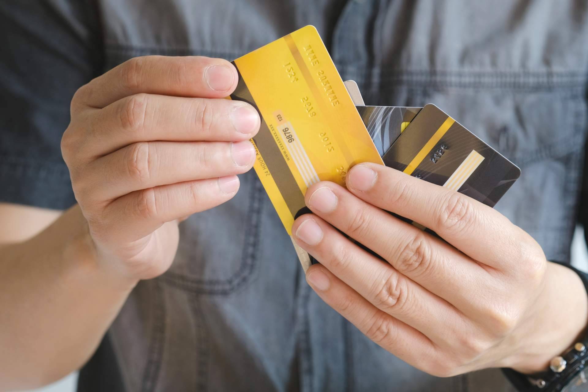 Emisión instantánea de tarjetas de crédito, de la mano de AK Digital