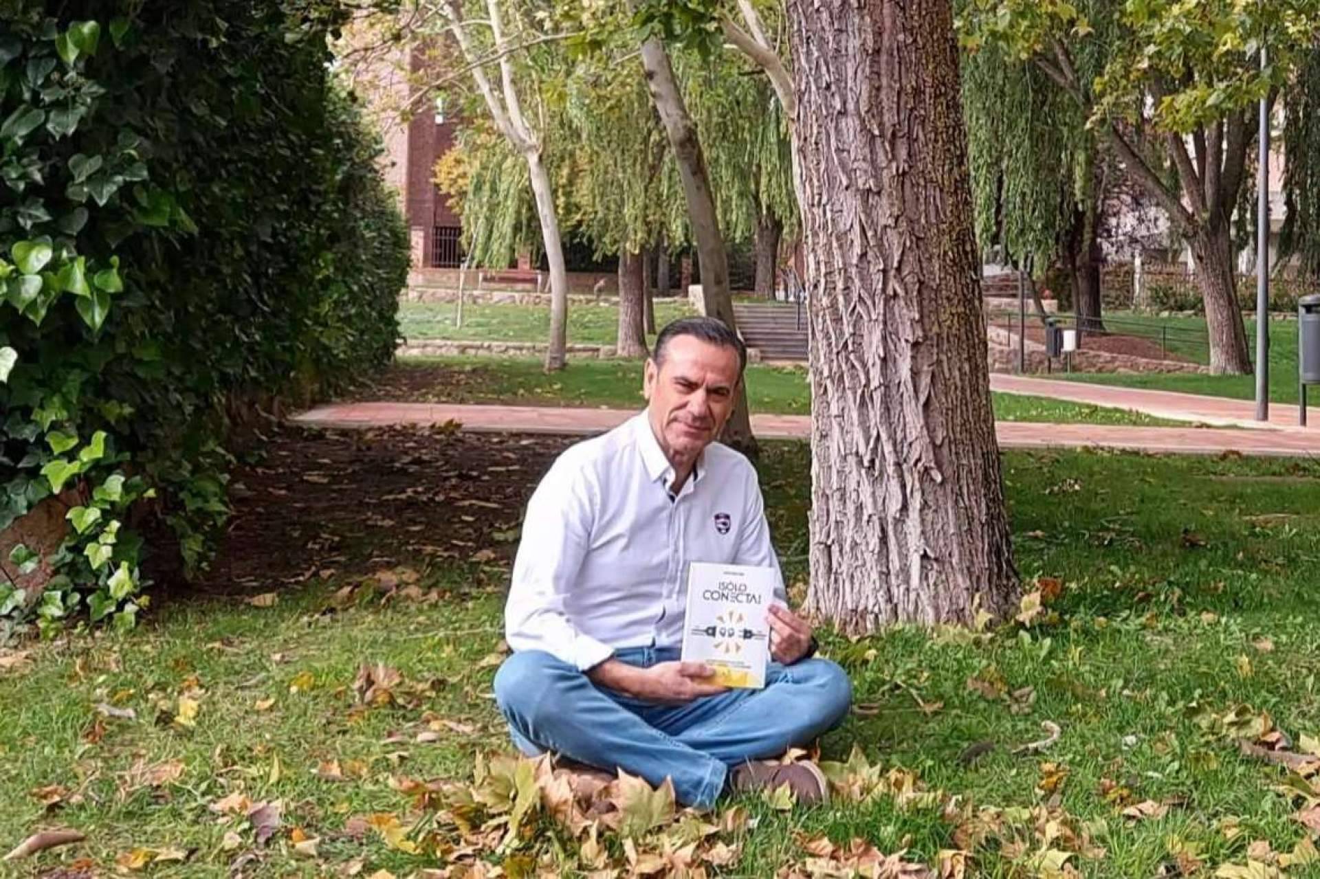 Carlos Marín Ruiz, conectando vida personal y profesional a través de su libro, '¡Sólo conecta!'