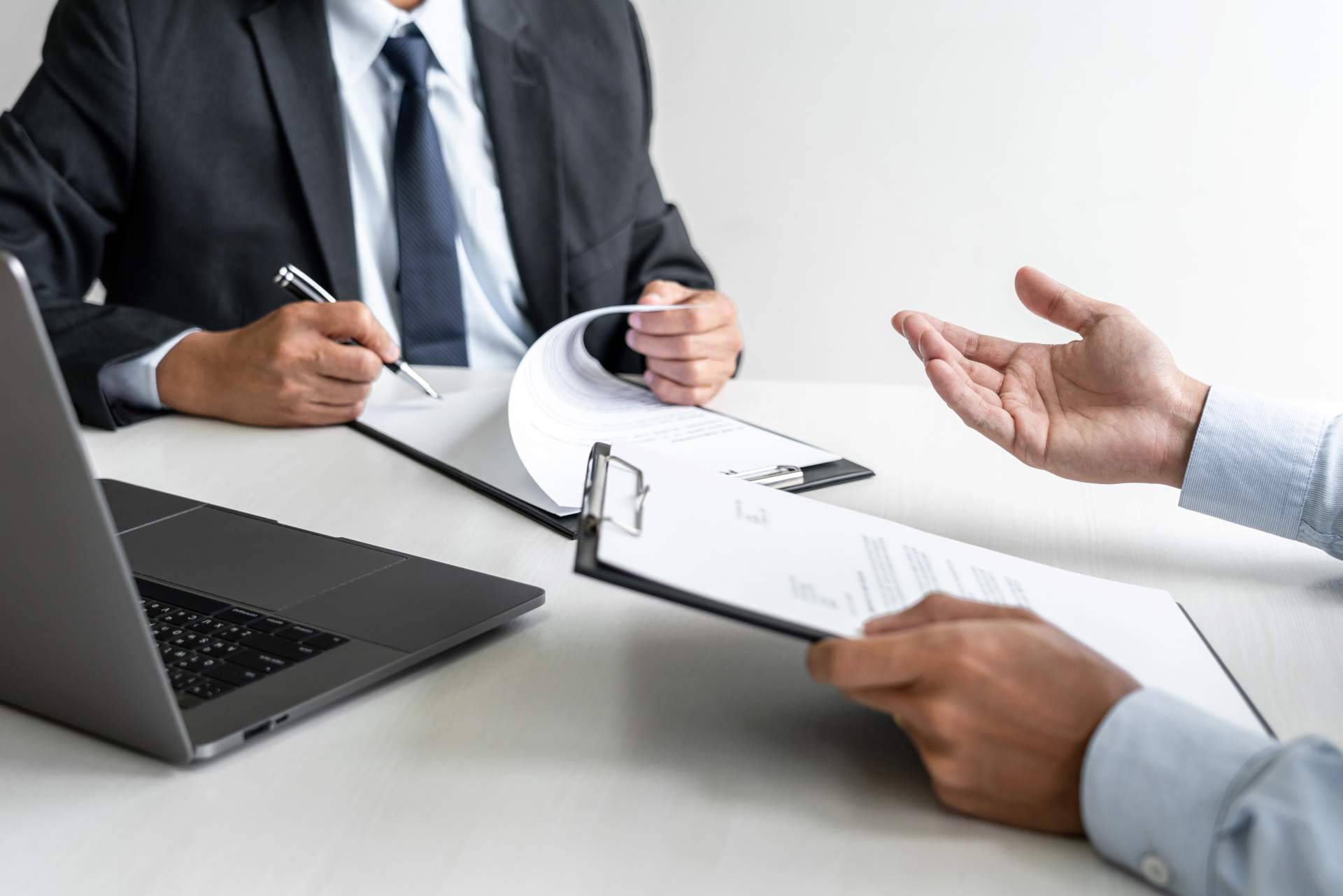 Asesolab es experta en asesoramiento laboral y se posiciona como una de las mejores empresas de asesoramiento en España