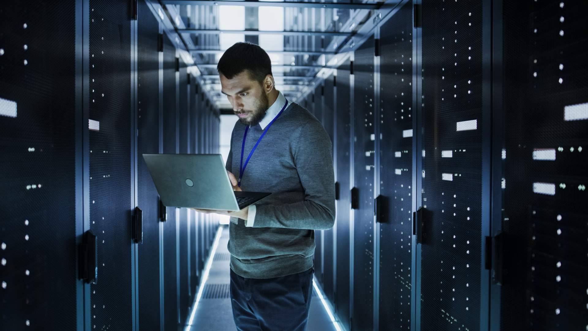 Servicio de mantenimiento informático con la empresa especializada GRUPO LINKA