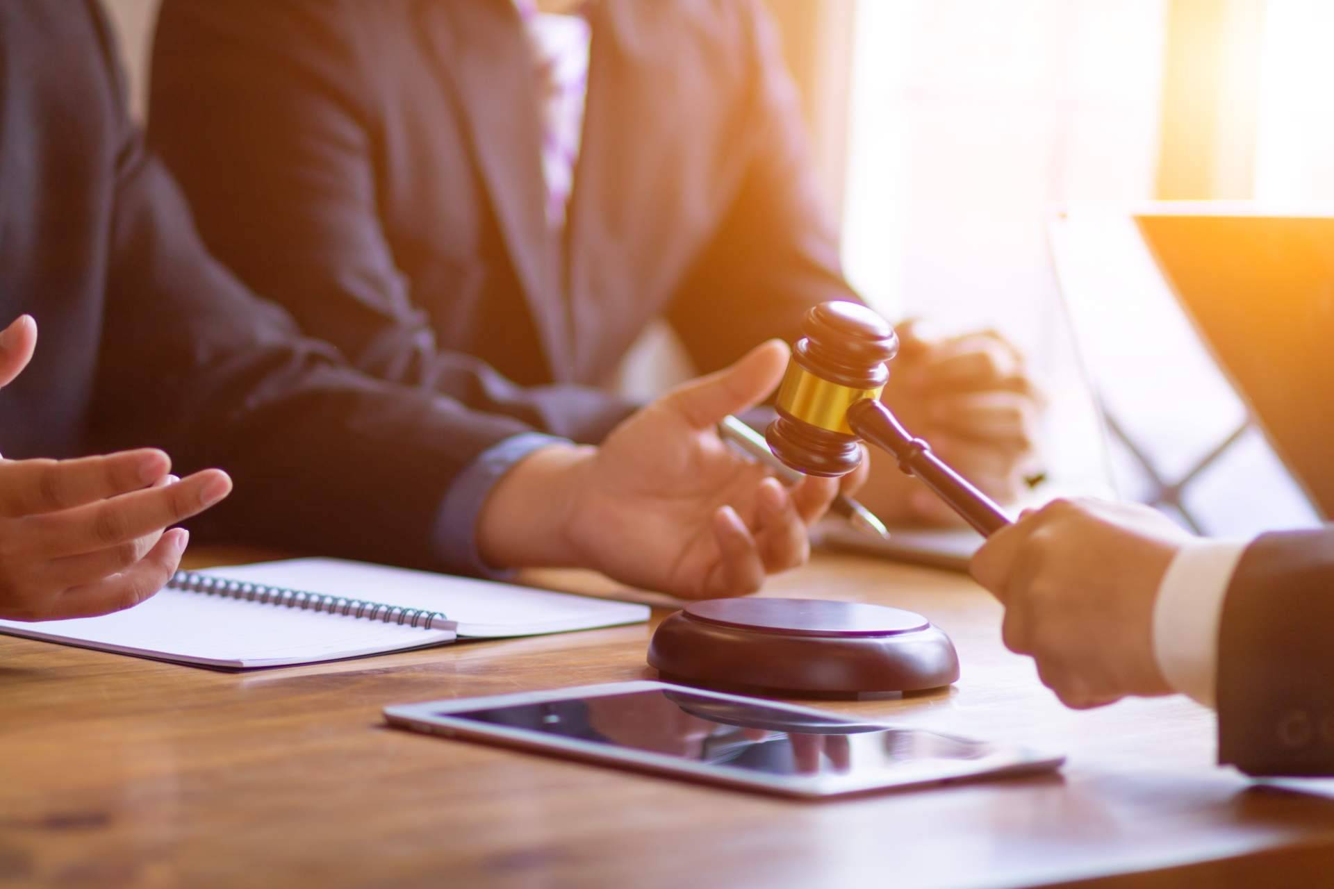 El despacho Juanola Abogados mantiene su compromiso con los clientes afectados por tarjetas revolving y sigue sumando sentencias favorables