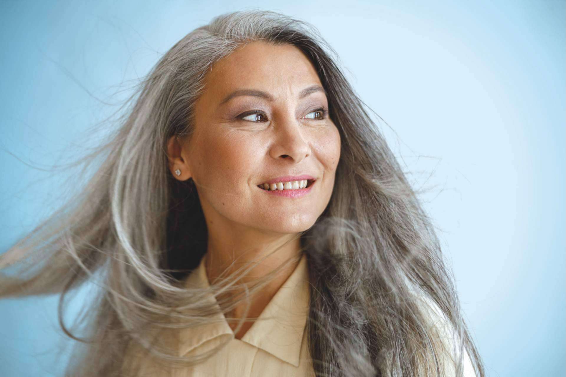 Los cambios hormonales que sufren las mujeres y la caída del cabello
