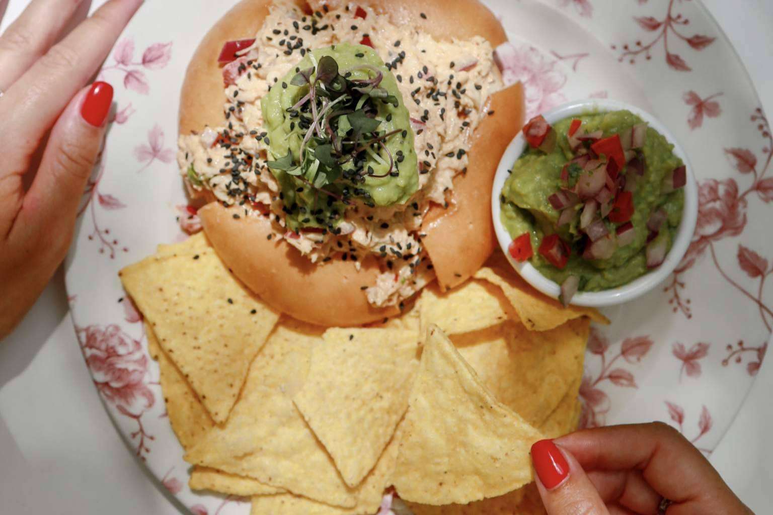 Regalar un brunch en Barcelona en The Florentine - Brunch Poblenou