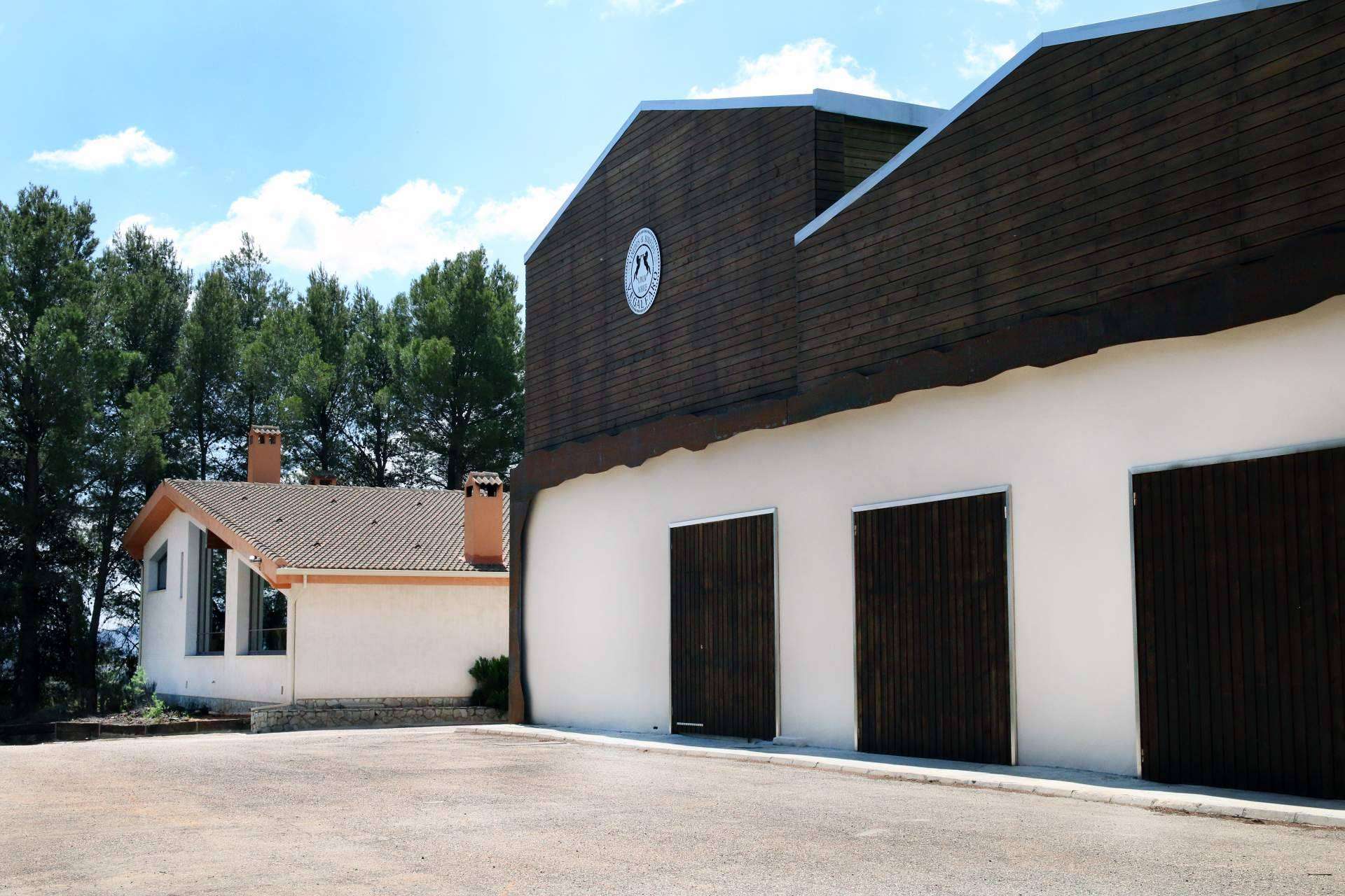 Bodegas Vegalfaro aporta una personalidad única a sus vinos con el cultivo ecológico