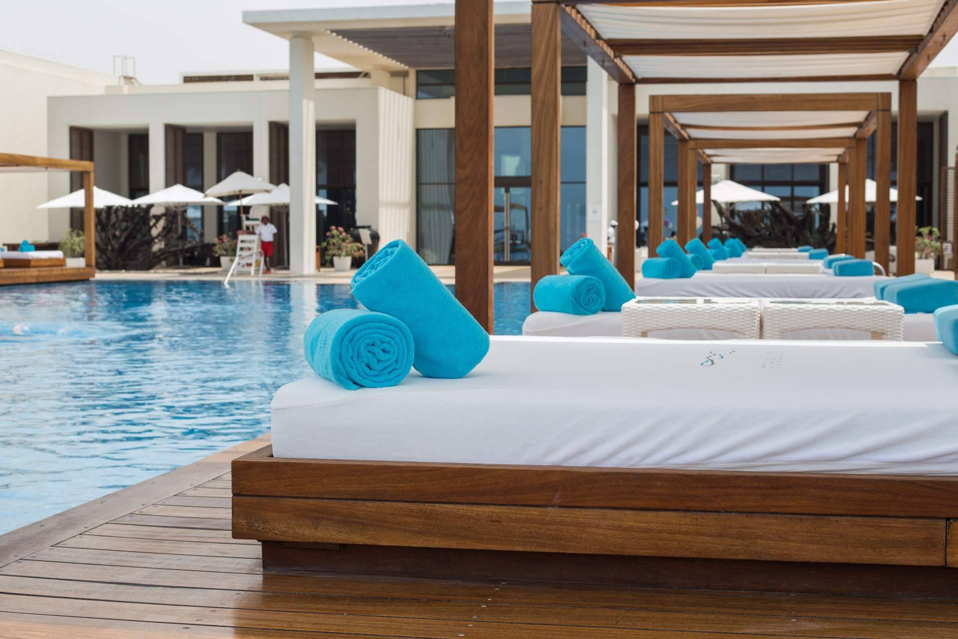 Taztú, una empresa de referencia en construcción e instalación técnica de iluminación y sonido para beach club
