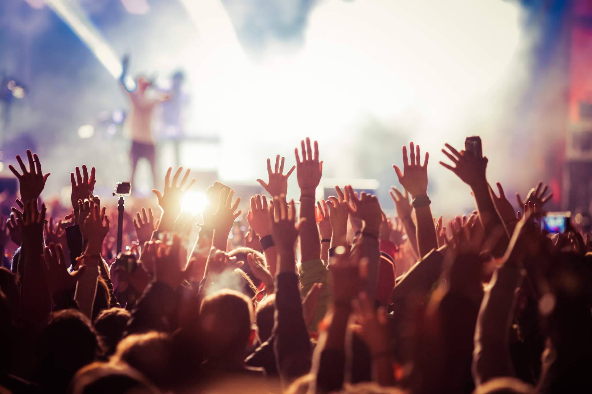 Peculiar, una agencia experta en contratar cantantes para eventos