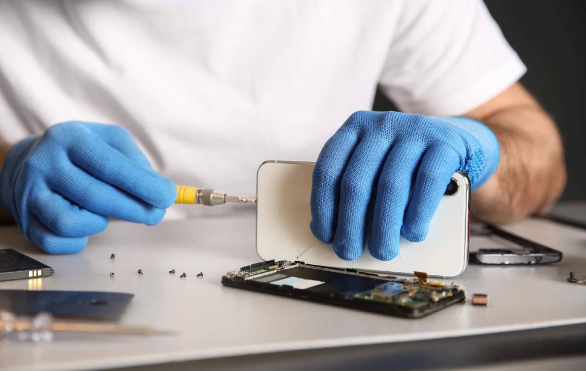 Los expertos de Reparar Ordenadores dejan el iPhone 13 como nuevo