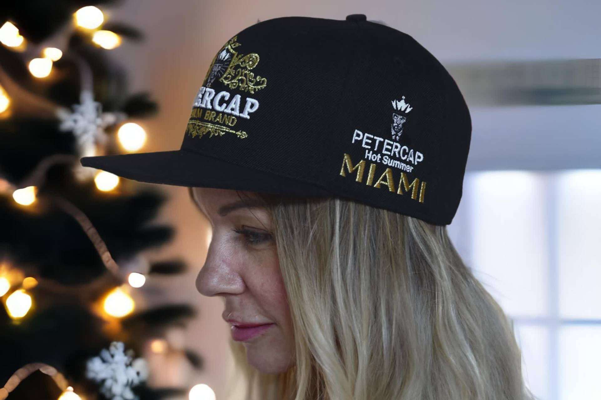 PETERCAP lanza su nueva colección de gorras con tecnología exclusiva de tela antibacterias