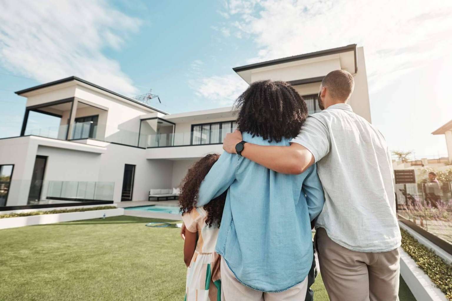 Descubrir el hogar ideal. Encontrar la casa de ensueño con la experiencia de Comprarcasa Reference