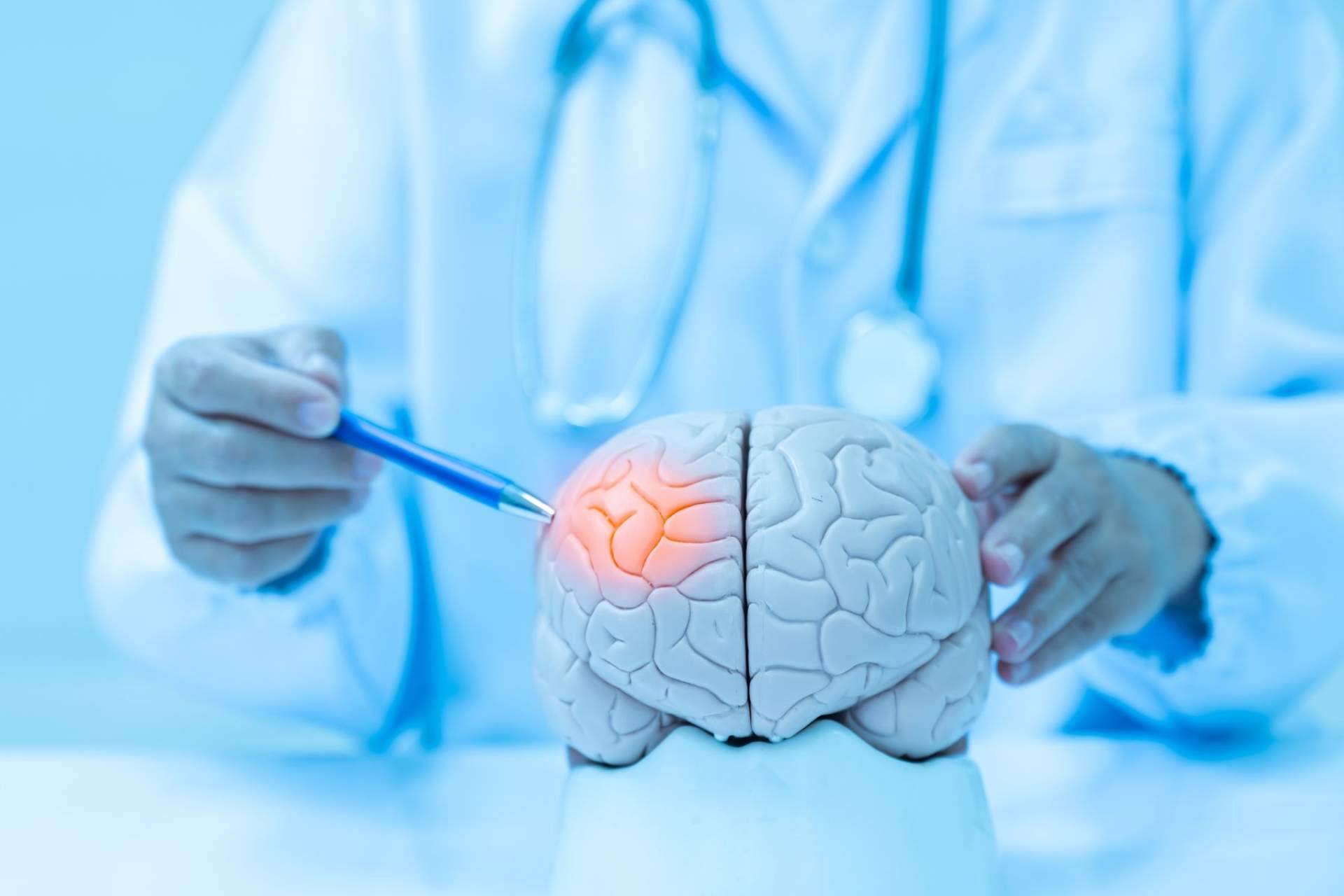 Tratar las migrañas con los expertos del Instituto de Medicina Integrativa Dres. Dallarés & Villar