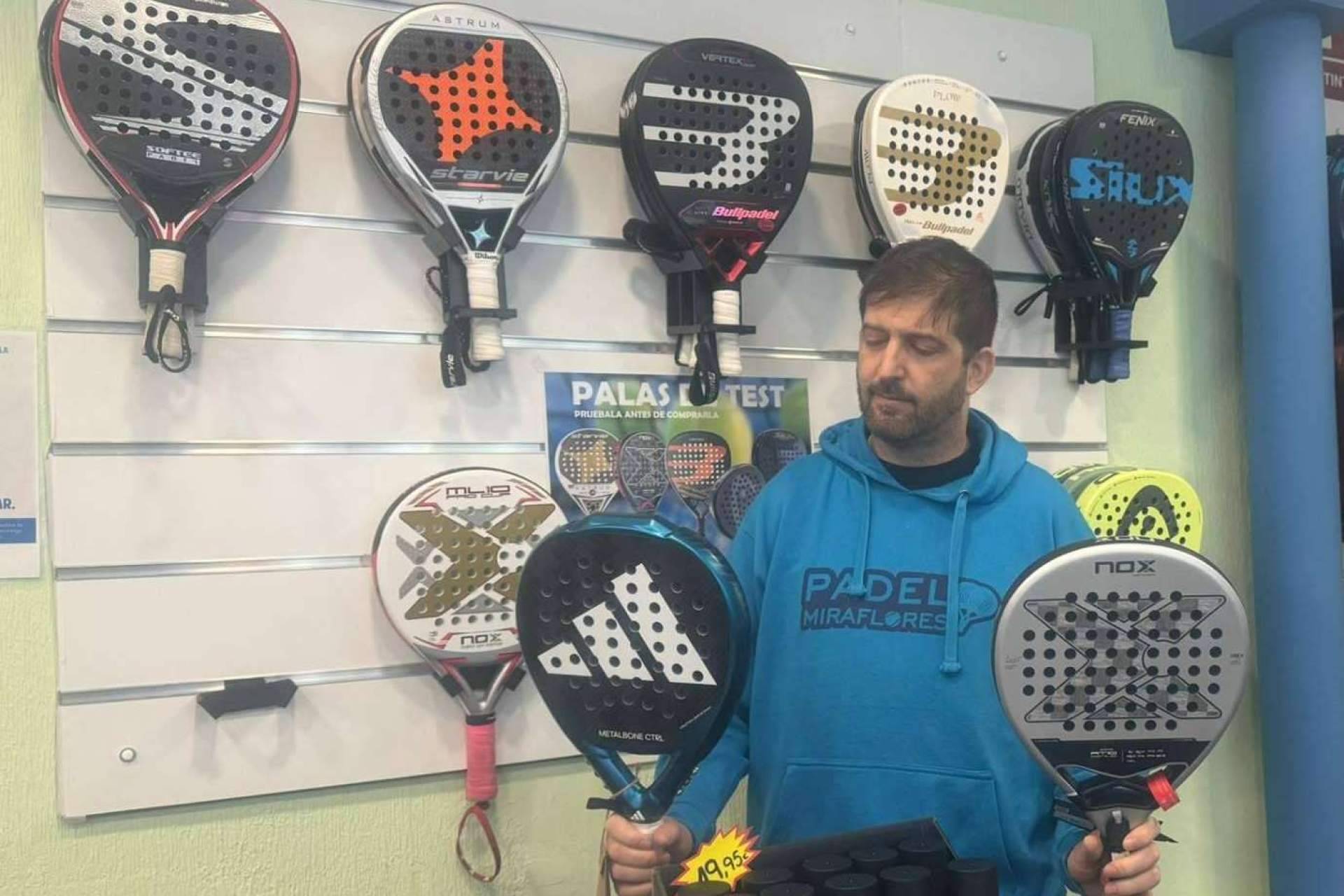 La tienda Padel Miraflores ofrece un amplio catálogo para encontrar la pala de pádel más adecuada