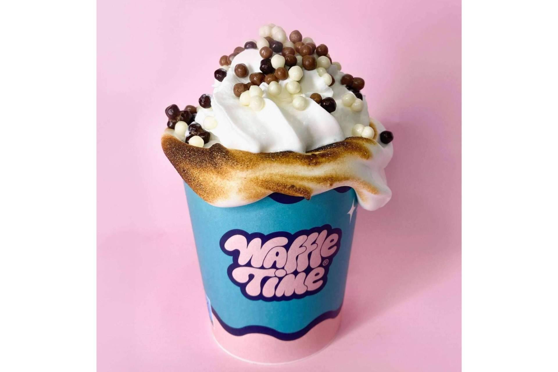 El chocolate más irresistible de WAFFLE TIME; 'S' More Hot Chocolate
