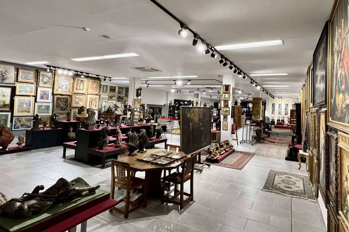 Una casa de subastas en Valencia donde el arte es lo primero es Subastas Darley