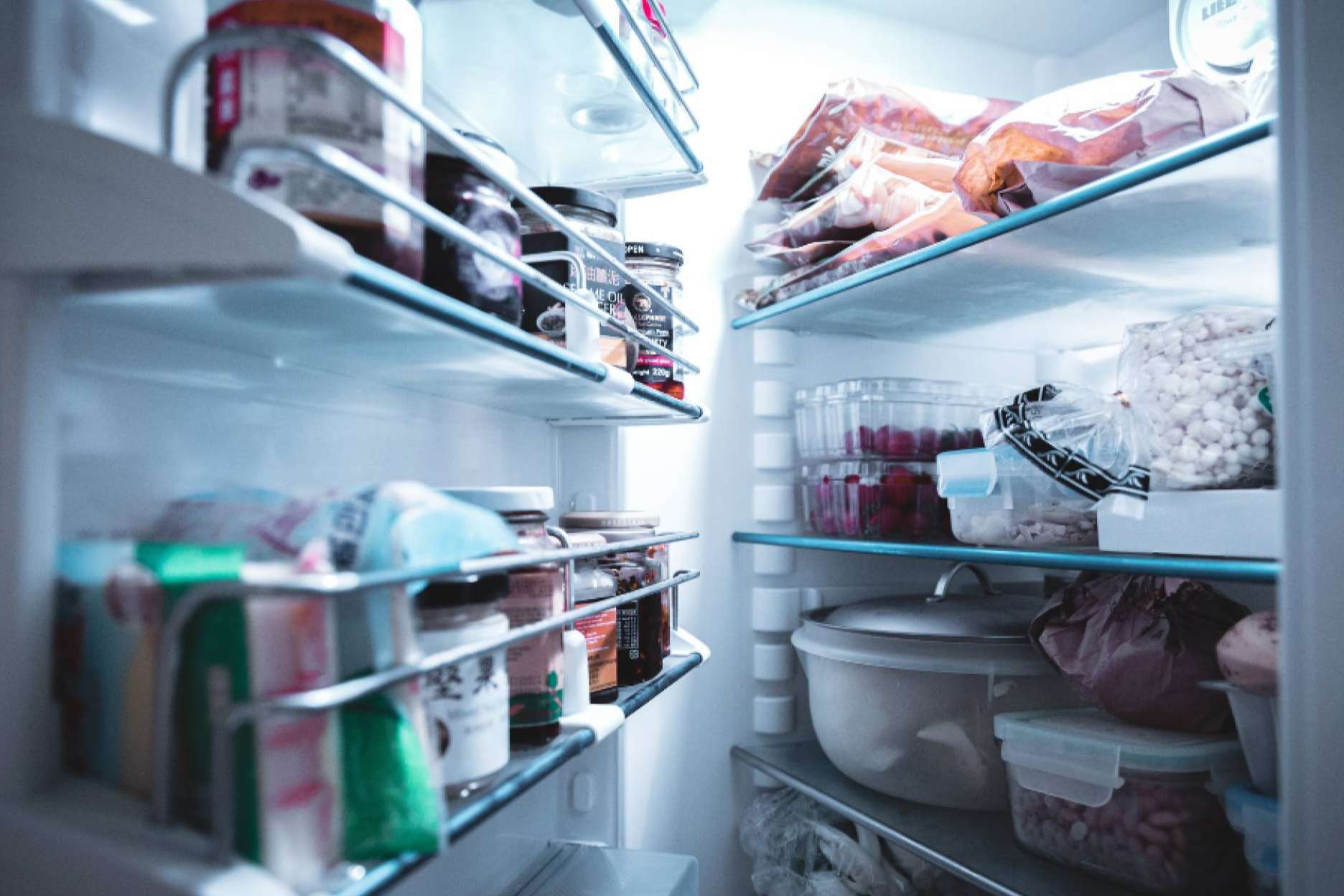 Adoptar buenas prácticas para lograr eficiencia energética en la refrigeración comercial con SERHS Equipments