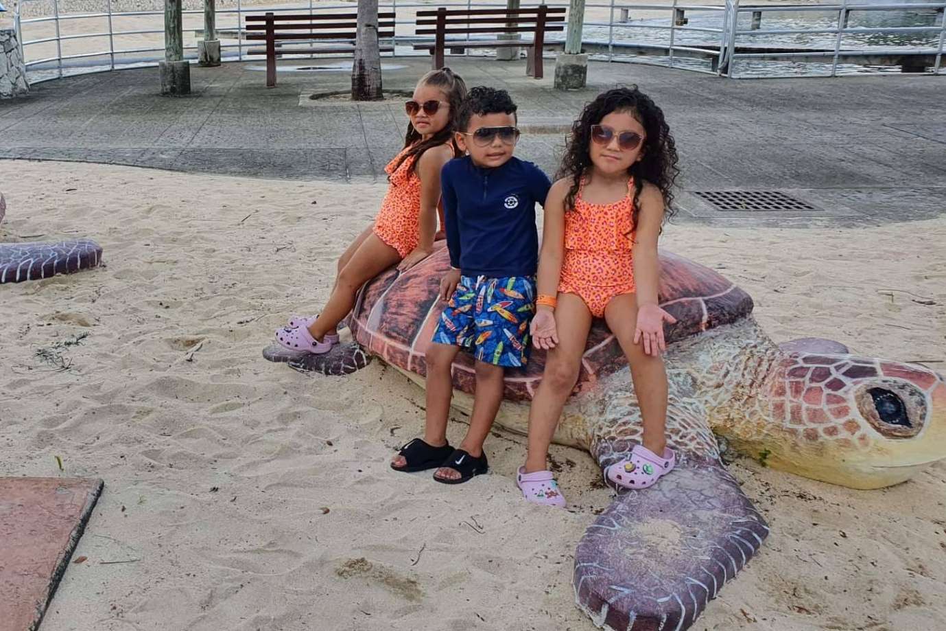 Contratar una excursión para Turtle Centre a través de la agencia Cayman Ocean Adventures