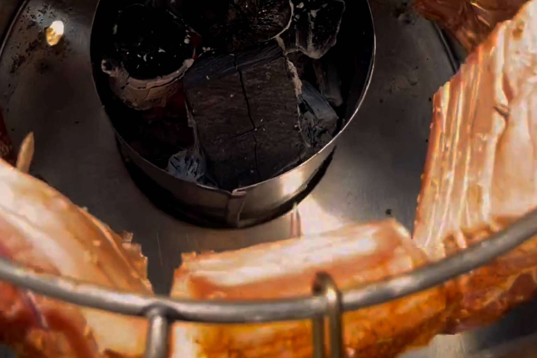 Steak and Beer ofrece barriles asadores y ahumadores
