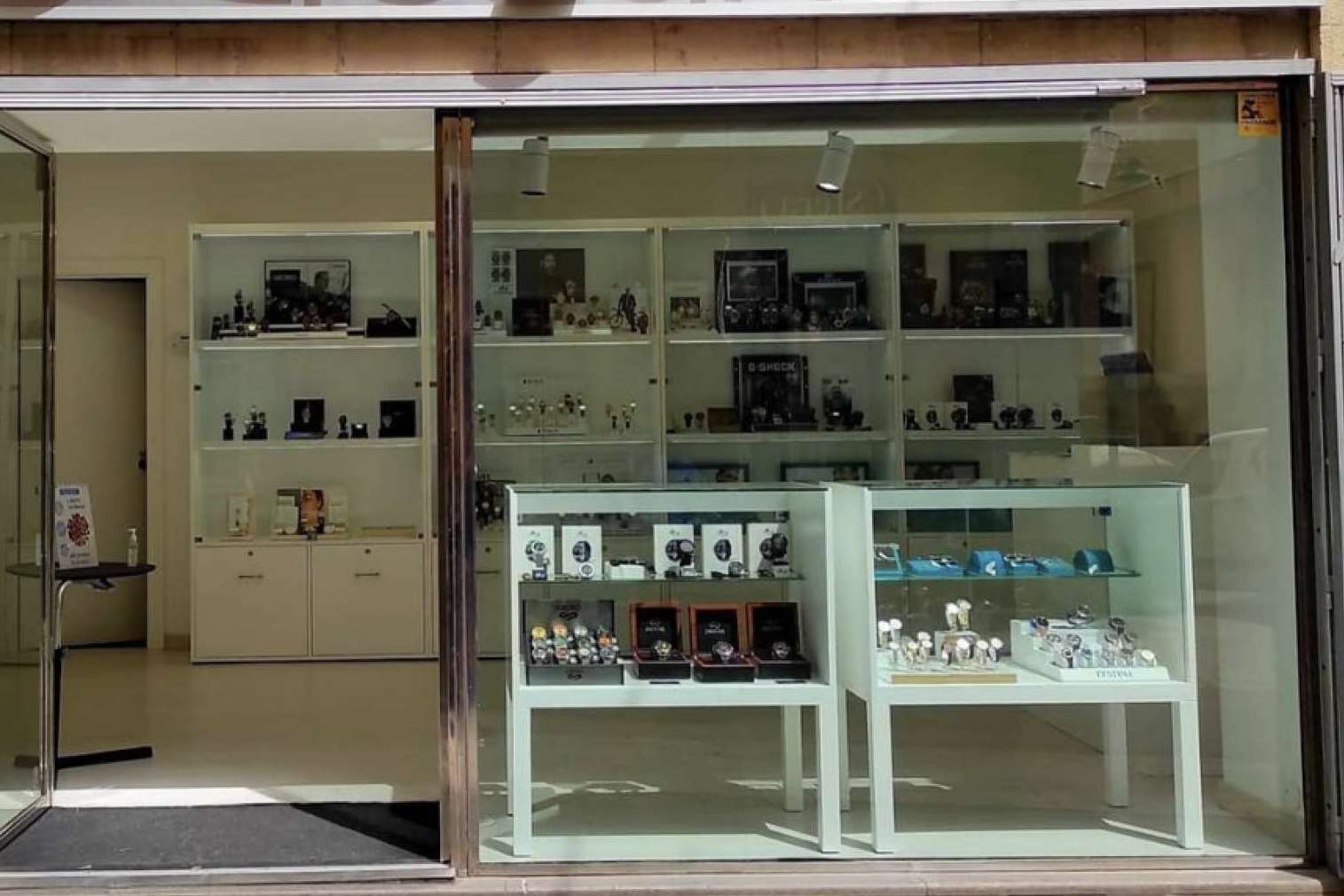 La relojería y joyería especializada con gran variedad de marcas y modelos Elegance