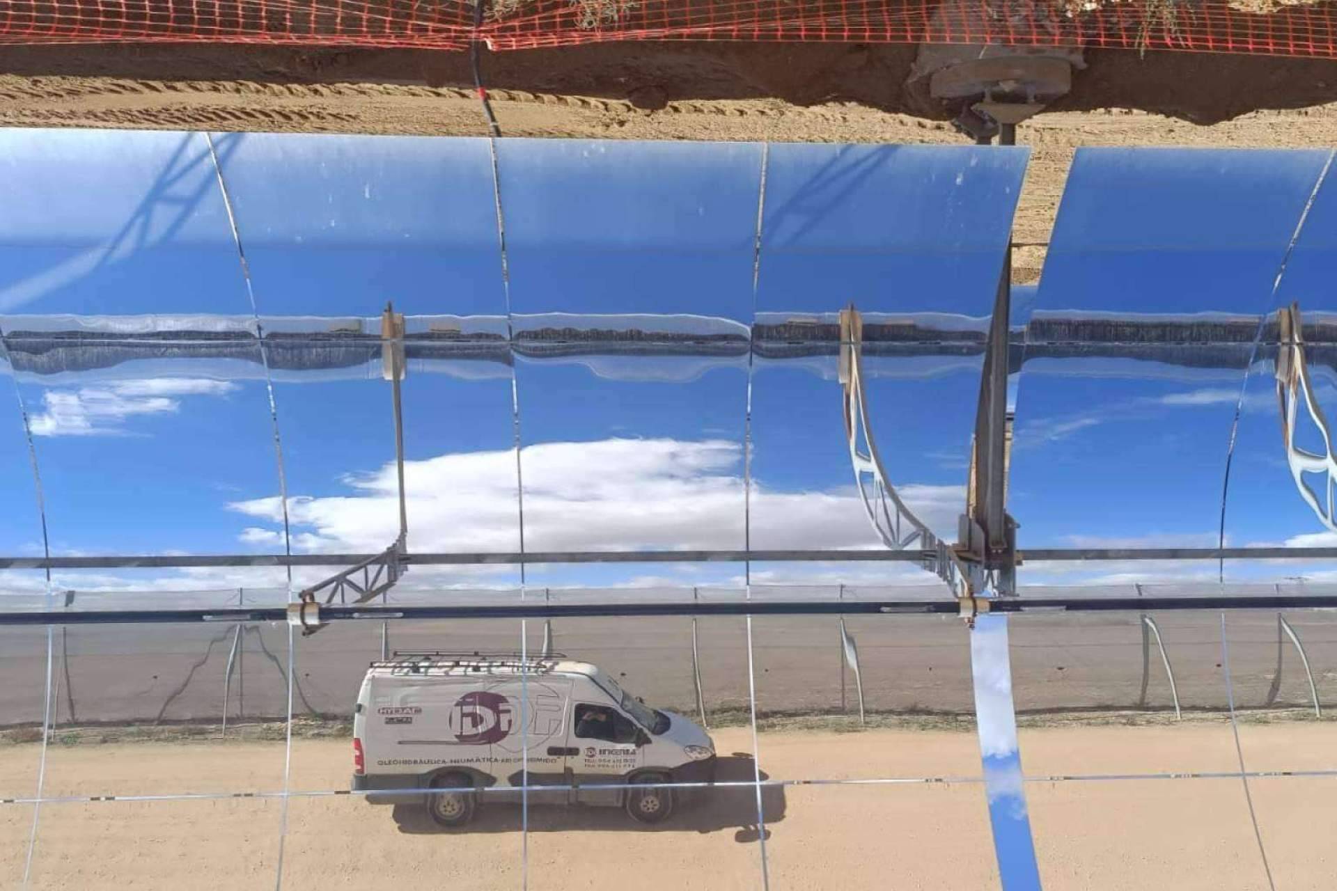 Instalaciones óleo hidráulicas con IDP Ingenia