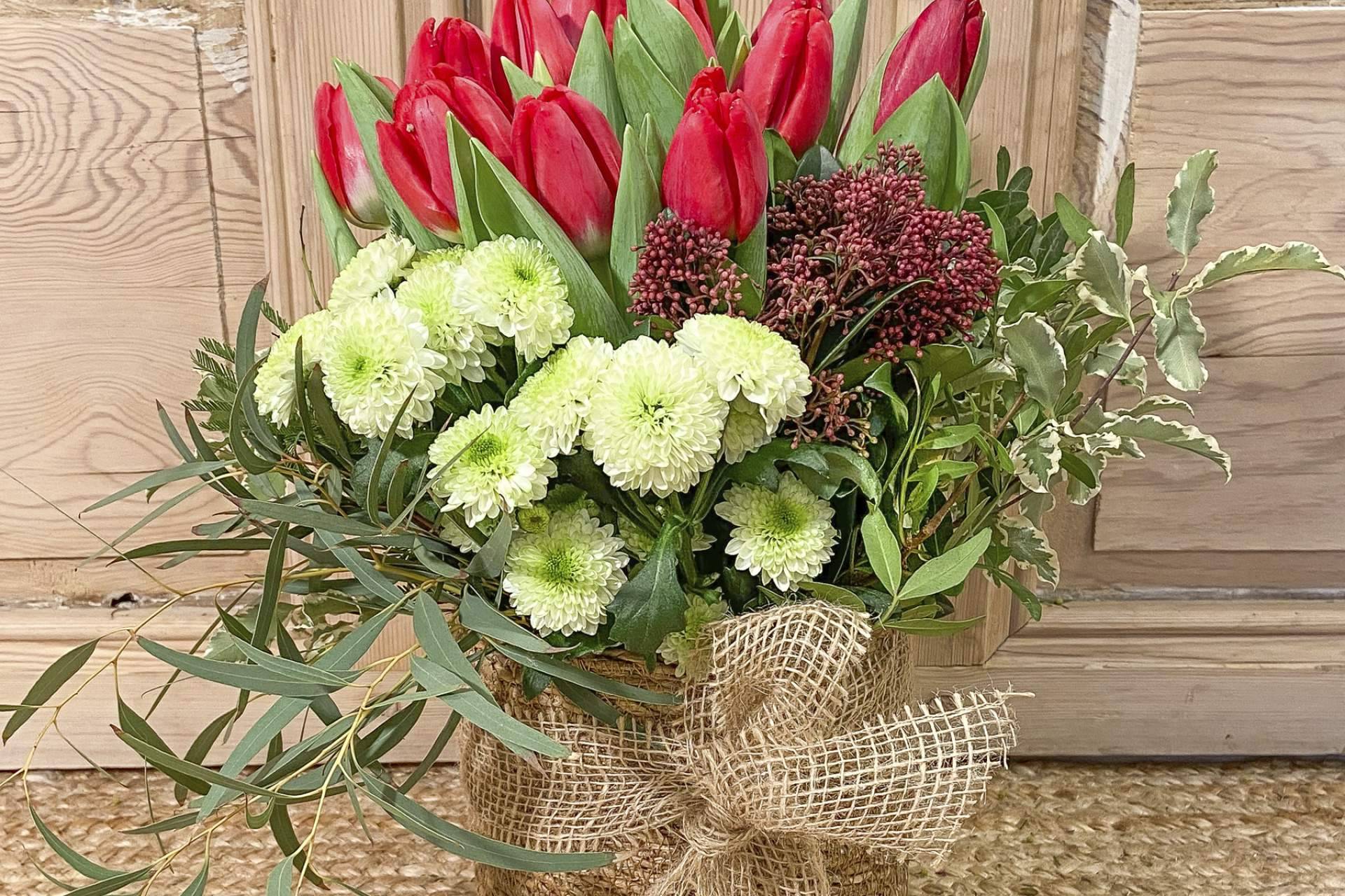 Celebrar San Valentín por todo lo alto con la floristería a domicilio de Mar de Flores