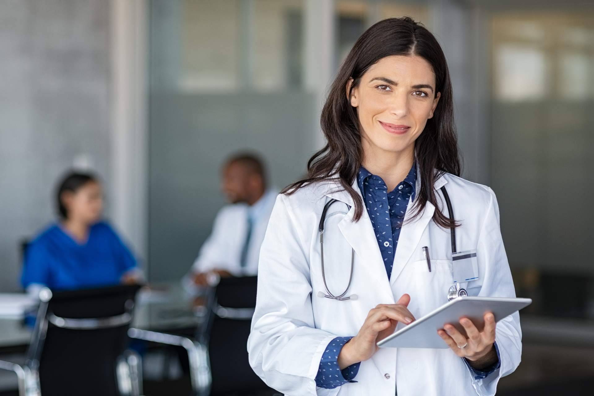 ¿Cómo ayuda el marketing para clínicas a conseguir más pacientes?