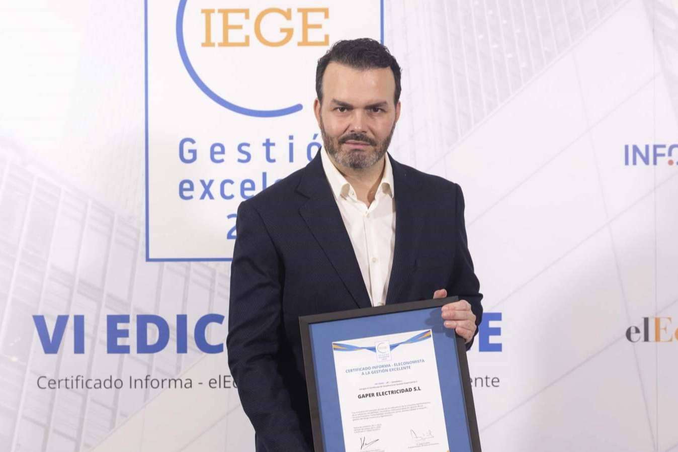 GaperElectricidad.es ha sido galardonado con el premio excelencia empresarial