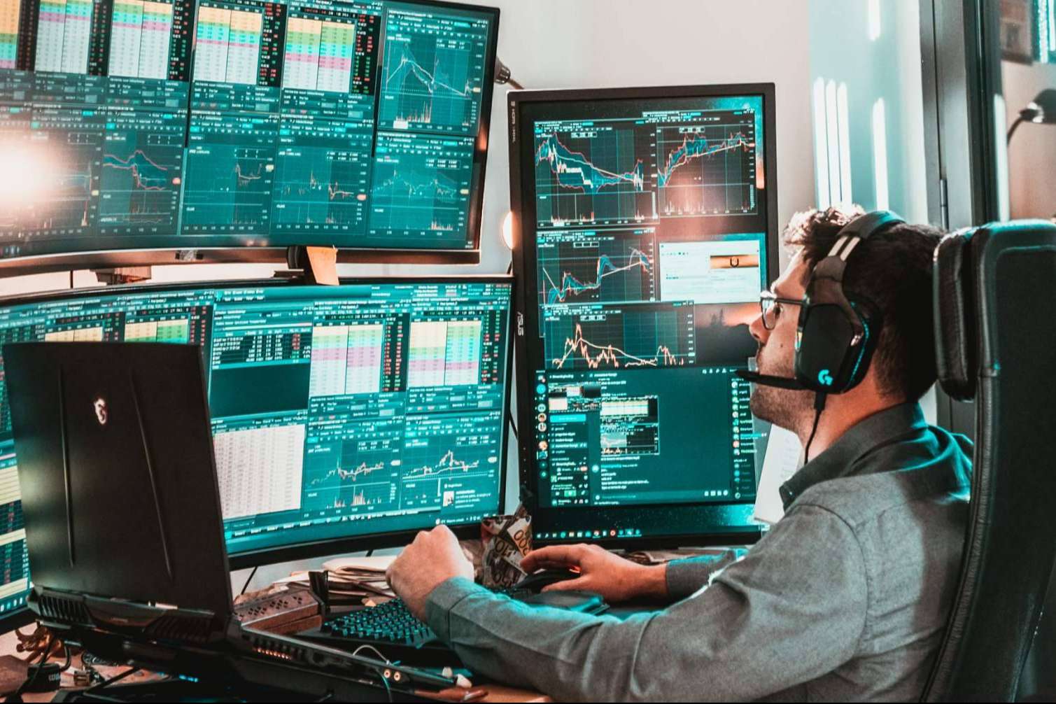 Formación de daytrading en acciones americanas de la mano de la academia de Streaming Trading