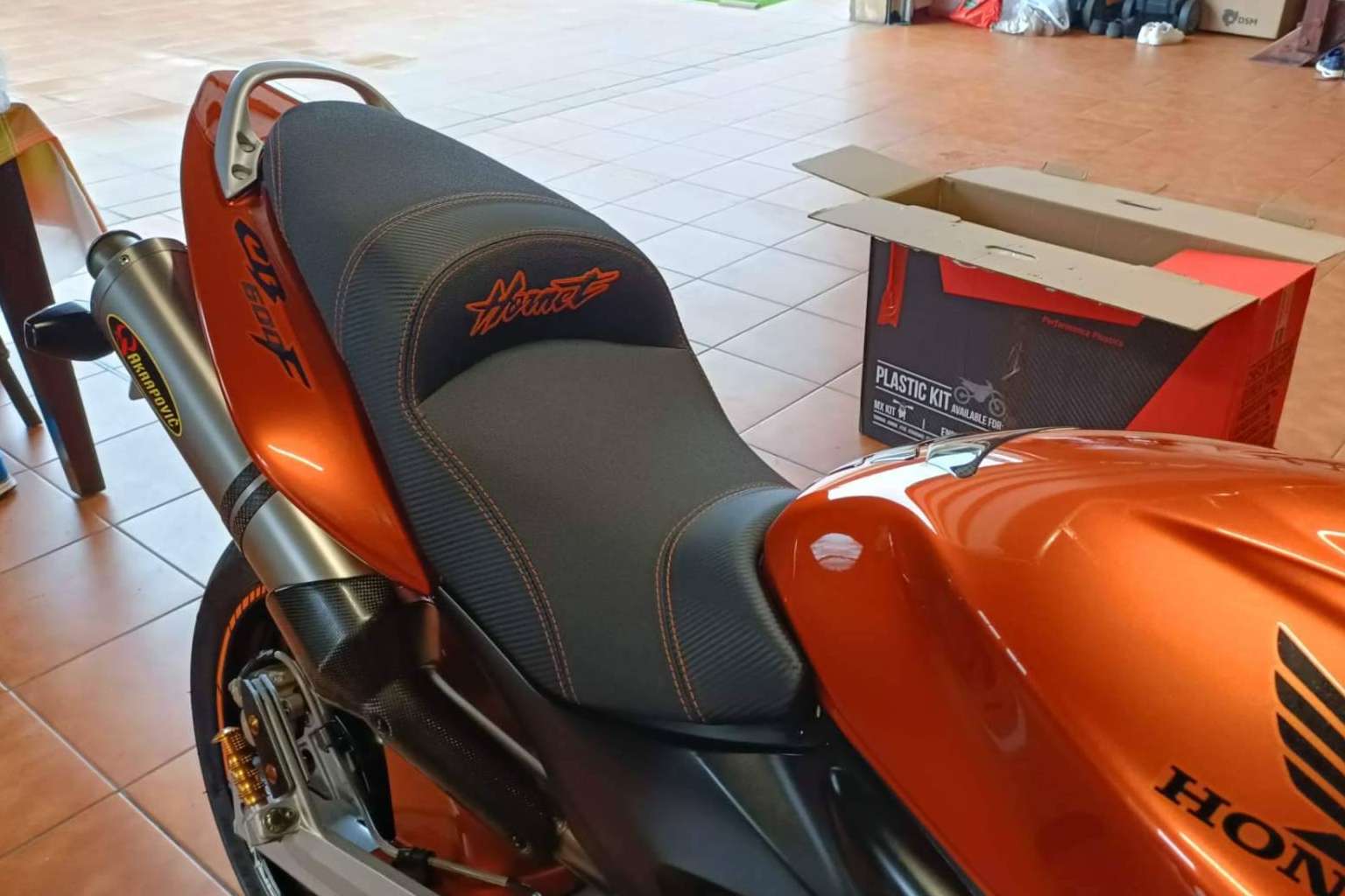 ¿Dónde encontrar fundas personalizadas para motos?