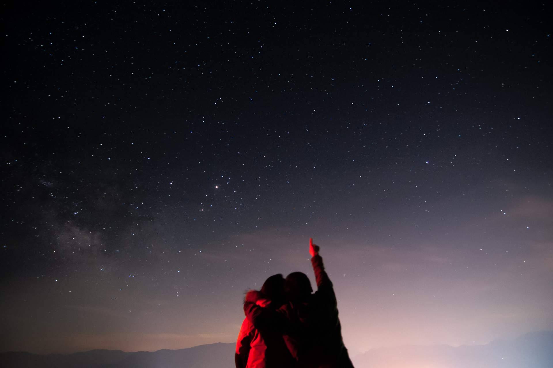 Enviar las cenizas del ser querido hacia la estratosfera con un globo sonda, de la mano de Universalglob