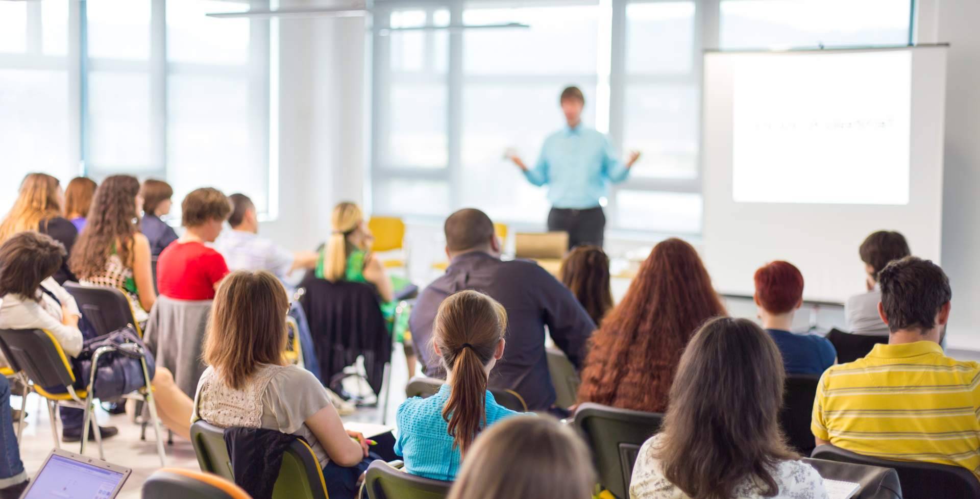 Llega la revolución en el ámbito educativo con los programas de formación de coaching profesional de USTANI